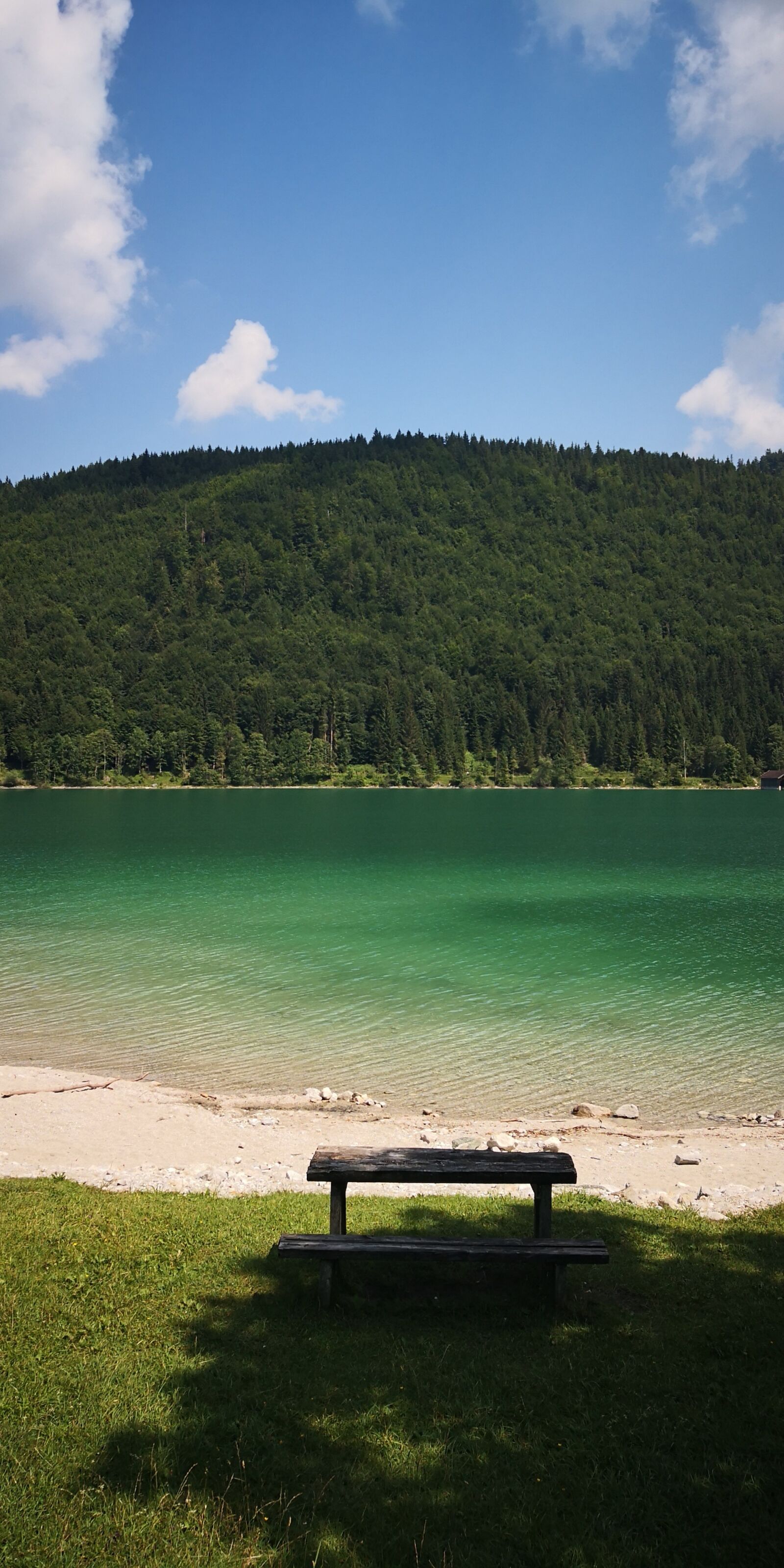 HUAWEI Mate 10 Pro sample photo. Sky, lake, bank photography