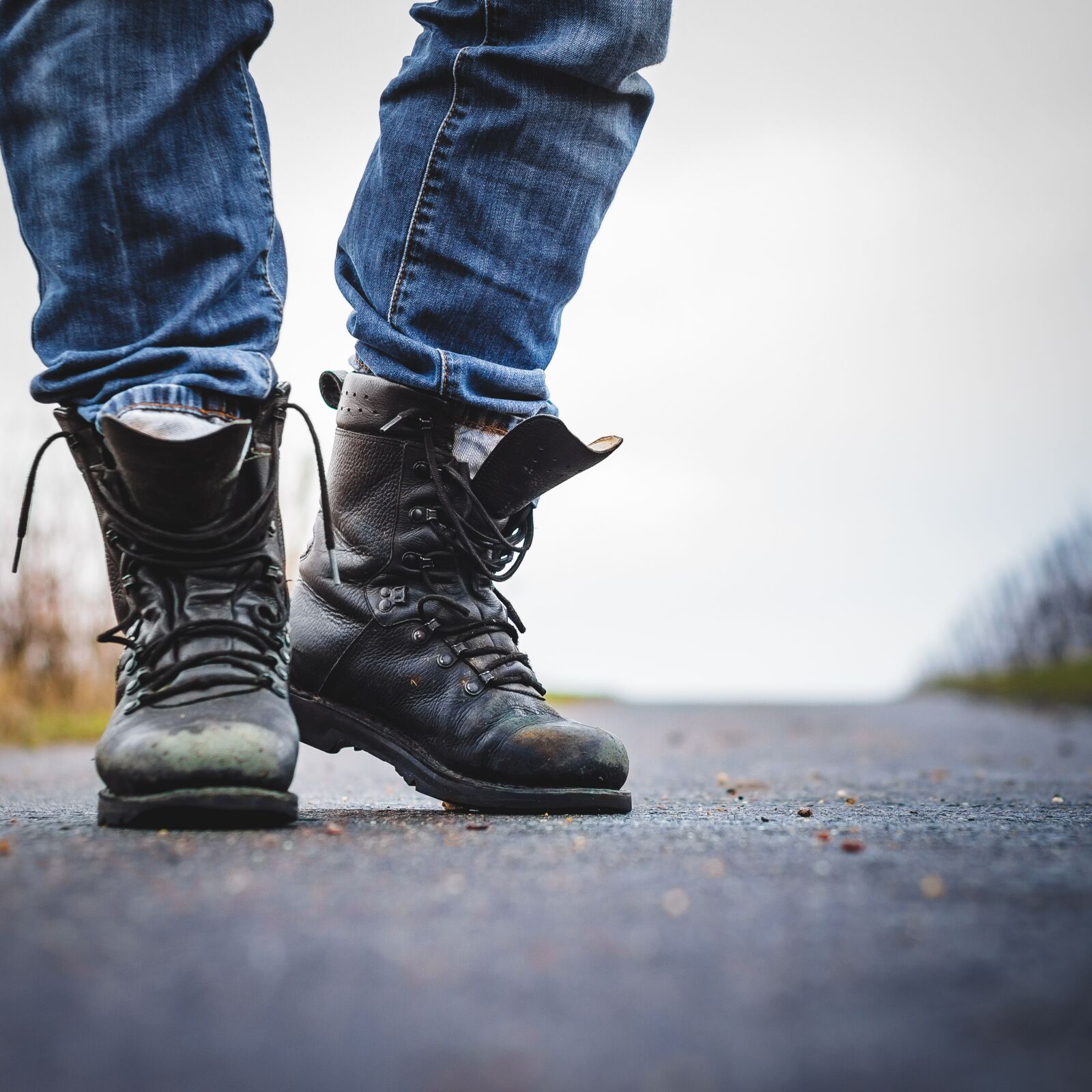 Canon EOS 7D + Canon EF 50mm F1.8 II sample photo. Boots, jeans, leather photography