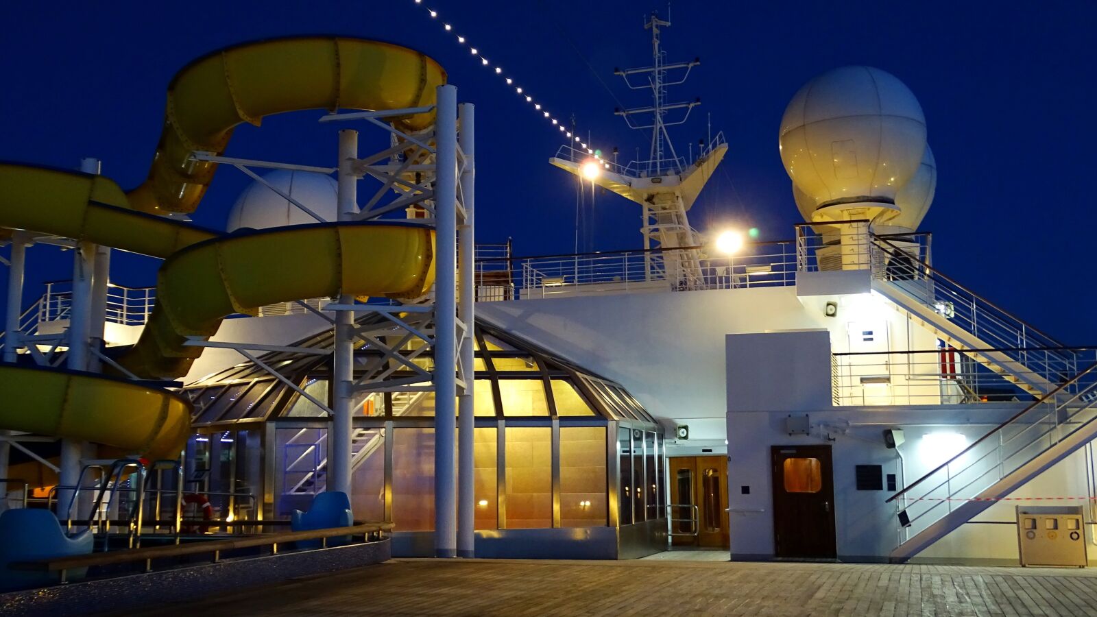 Sony Cyber-shot DSC-HX400V sample photo. Sea, cruise, travel photography
