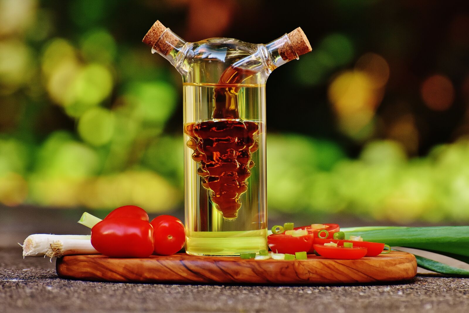 Nikon D7200 sample photo. Tomatoes, spring onions, vinegar photography