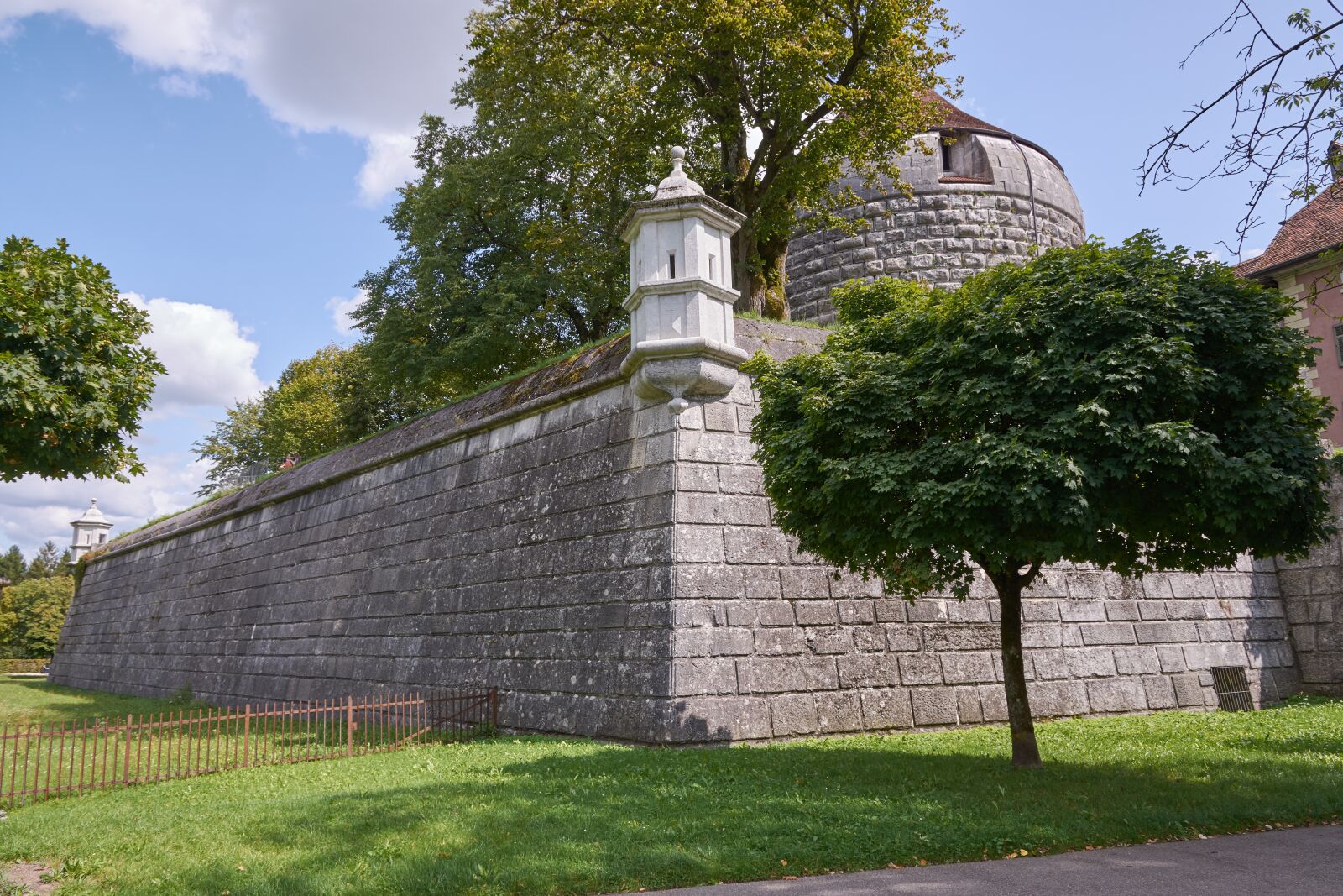 Nikon D7200 sample photo. City wall, tower, weir photography