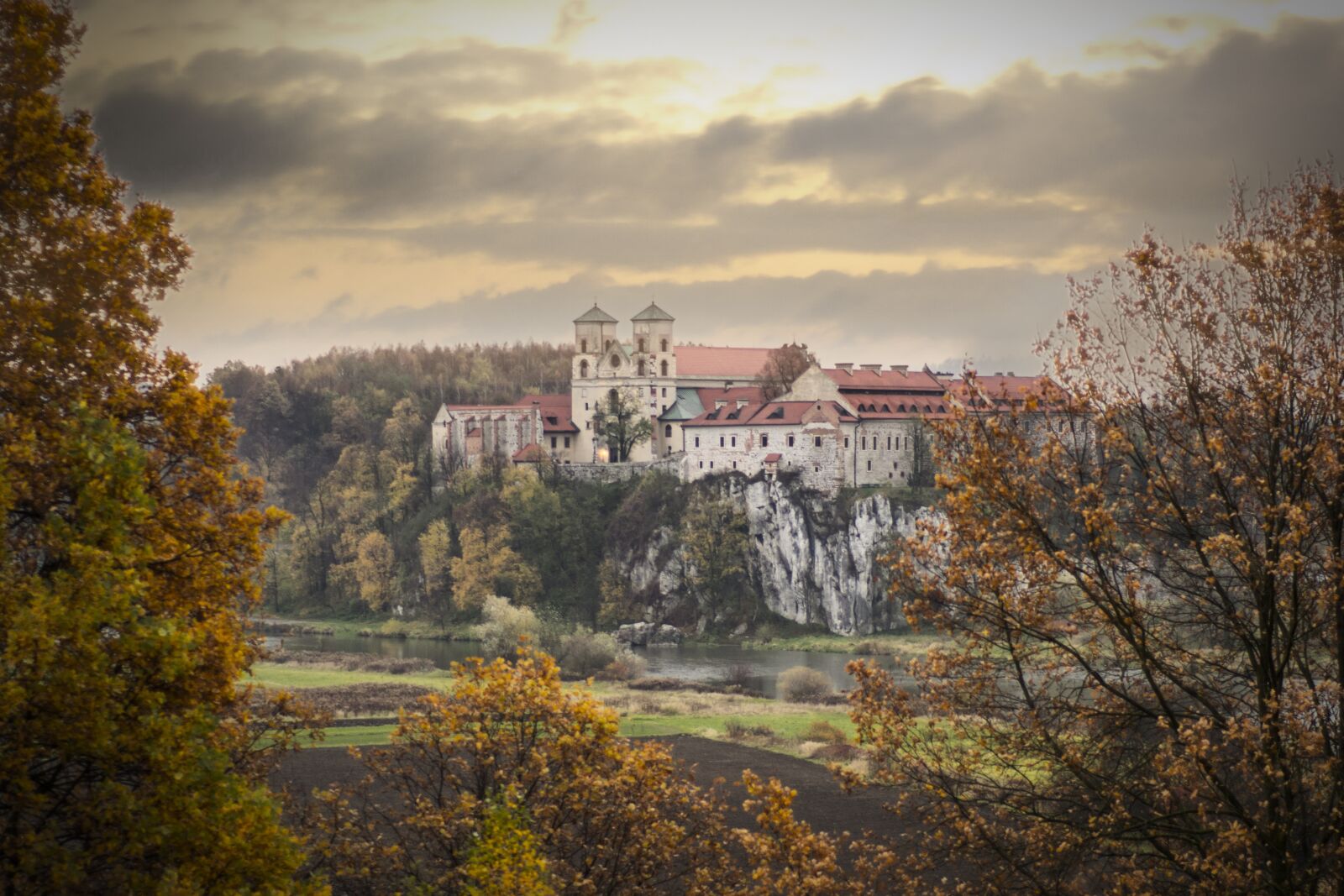 Nikon D7100 sample photo. Tyniec, monastery, abbey photography