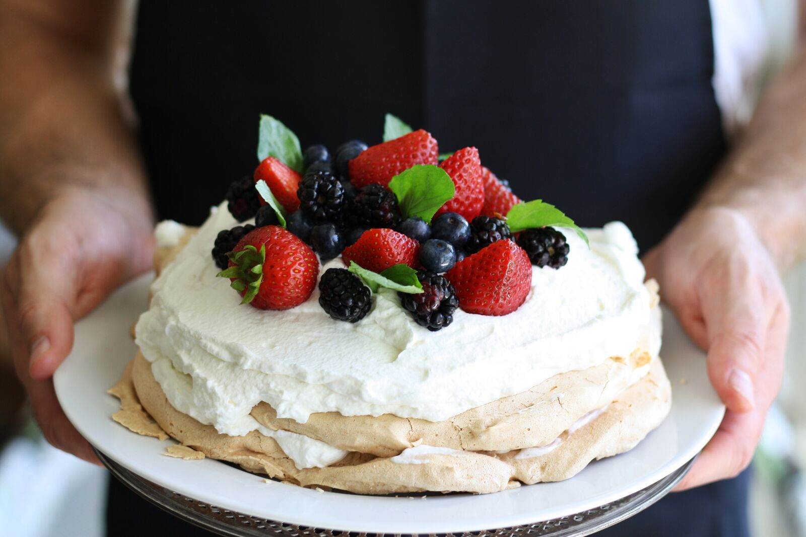 Canon EOS 1000D (EOS Digital Rebel XS / EOS Kiss F) sample photo. Mixed berries, pavlova, pie photography