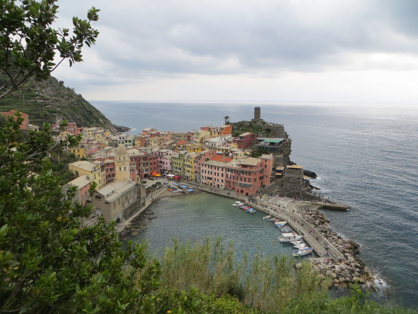 Canon PowerShot SX260 HS sample photo. Cinque, terre photography