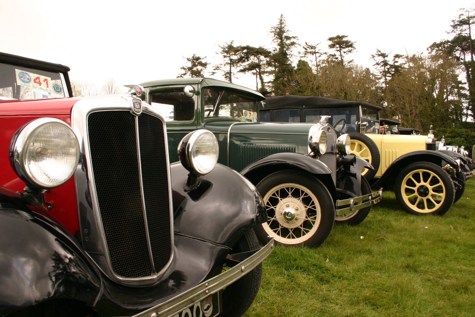 Canon EOS 300D (EOS Digital Rebel / EOS Kiss Digital) sample photo. Car, vintage, classic photography