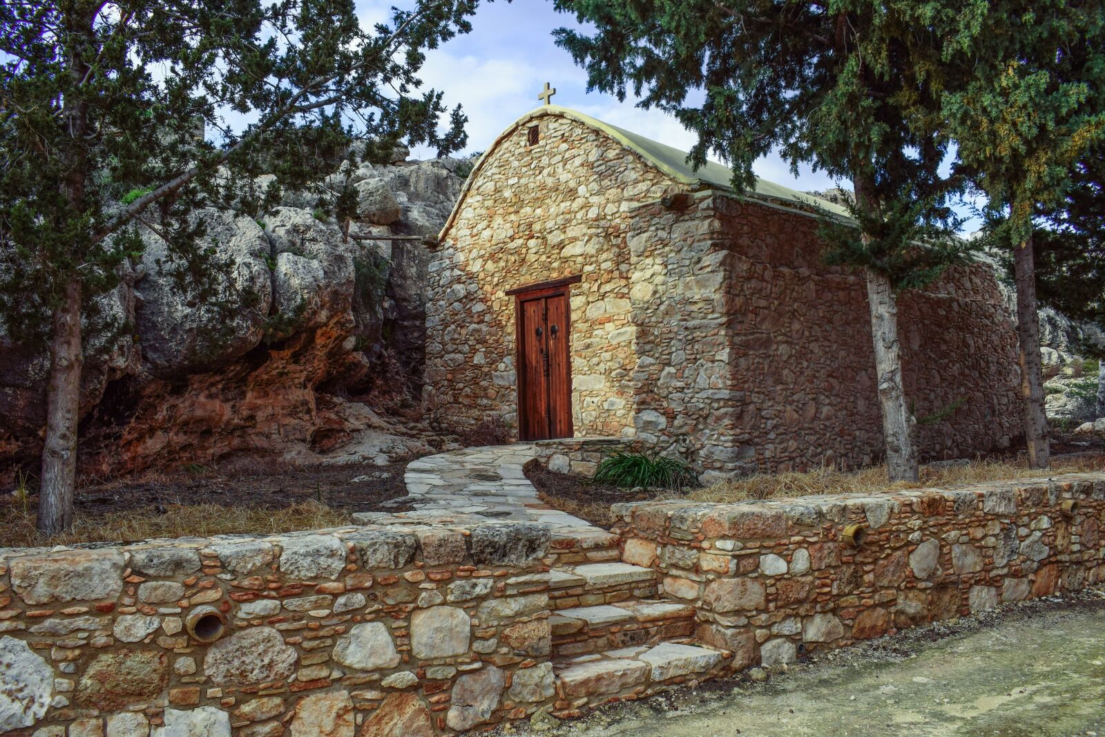 Nikon D3300 sample photo. Chapel, stone, architecture photography