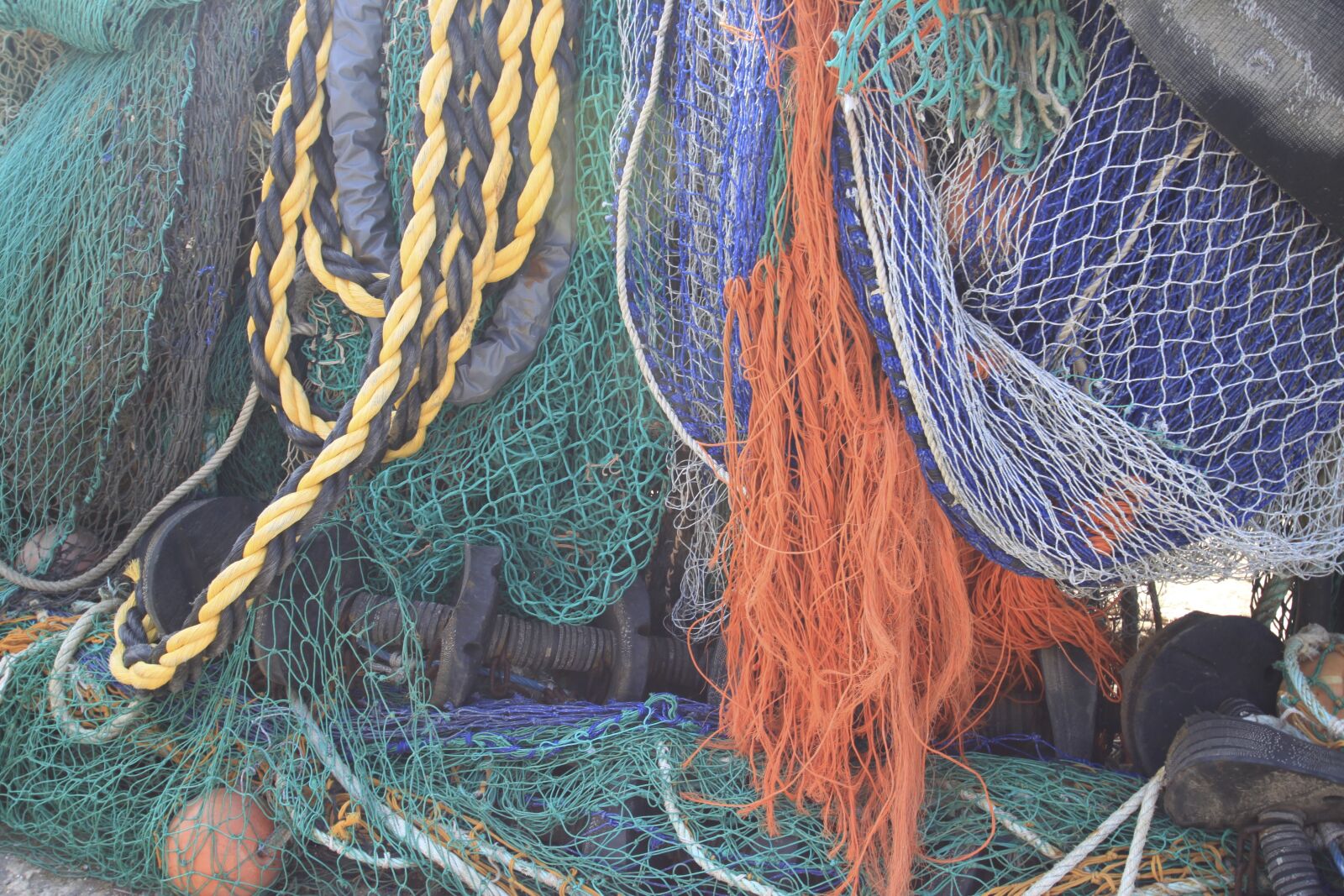Canon EOS 500D (EOS Rebel T1i / EOS Kiss X3) sample photo. Coast, fishing, sea photography