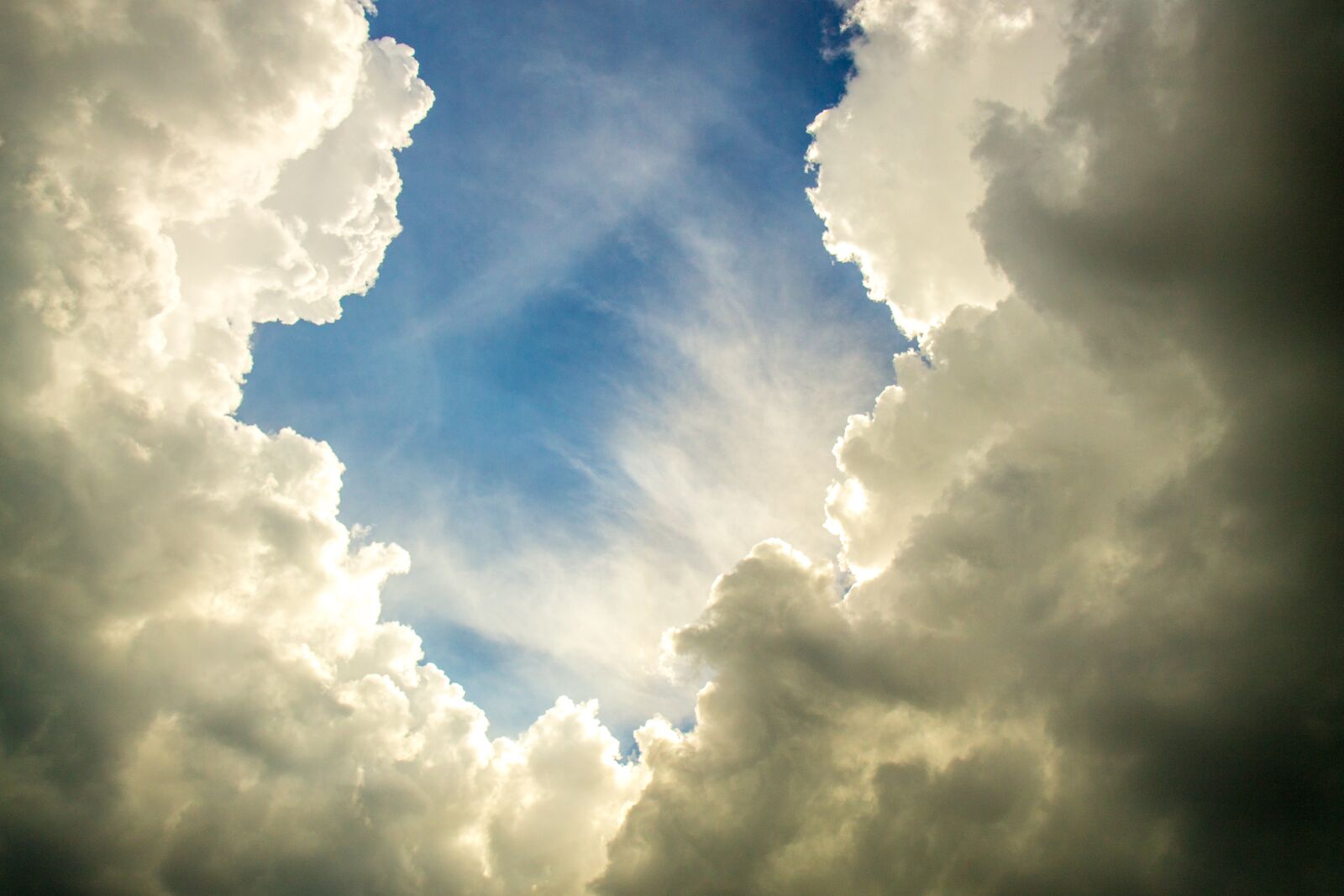 Canon EOS 1100D (EOS Rebel T3 / EOS Kiss X50) sample photo. Sky, weather, cloud photography