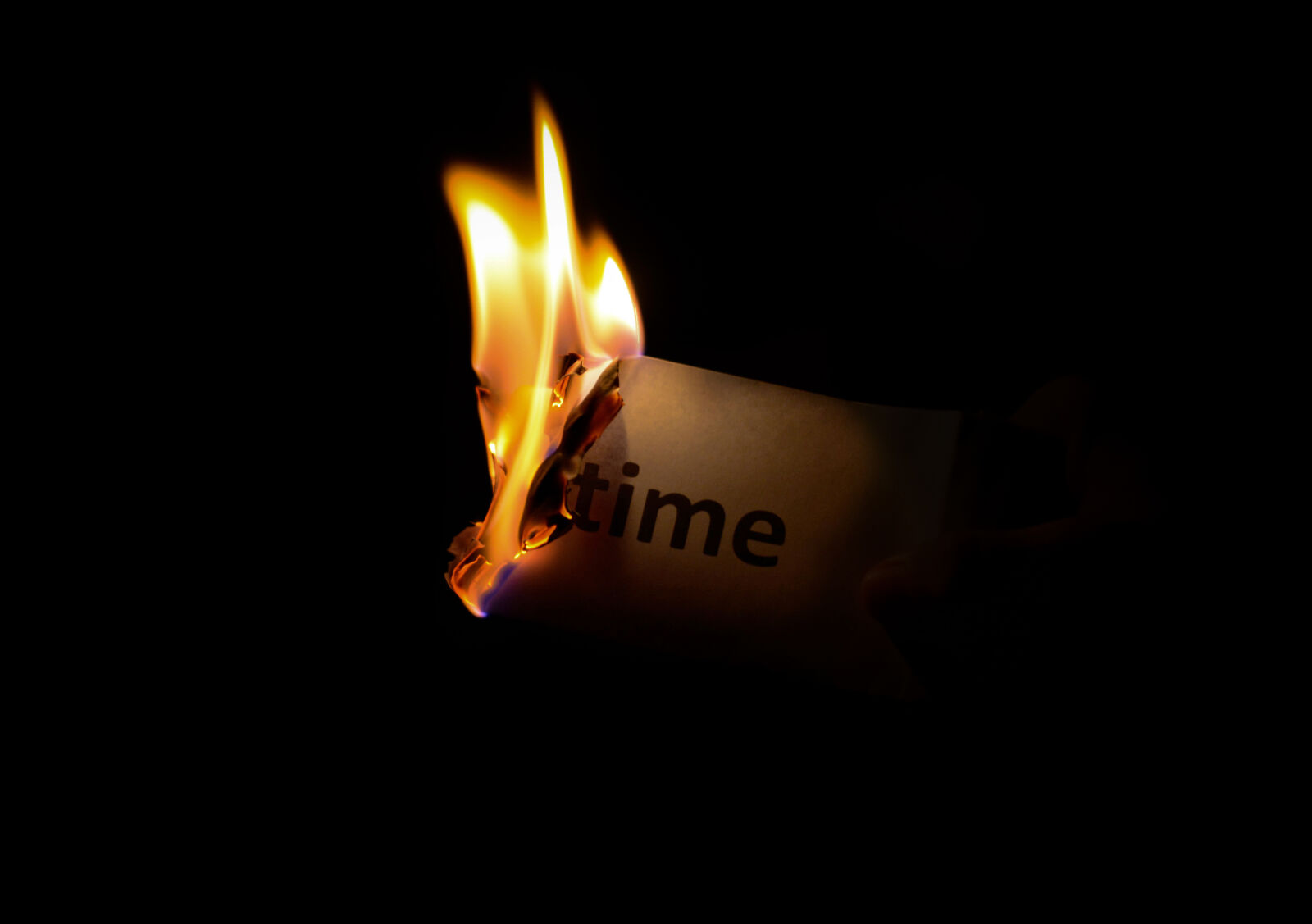 Nikon D5200 + Nikon AF-S Nikkor 50mm F1.8G sample photo. Dark, fire, time, paper photography