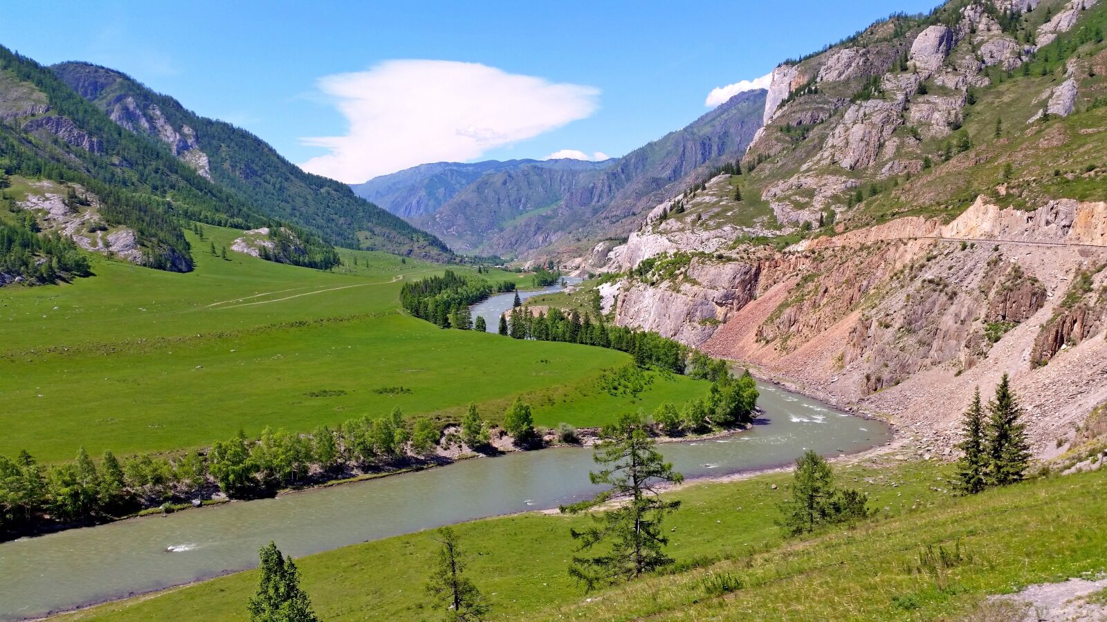 Samsung Galaxy S5 sample photo. Altai, river, mountains photography