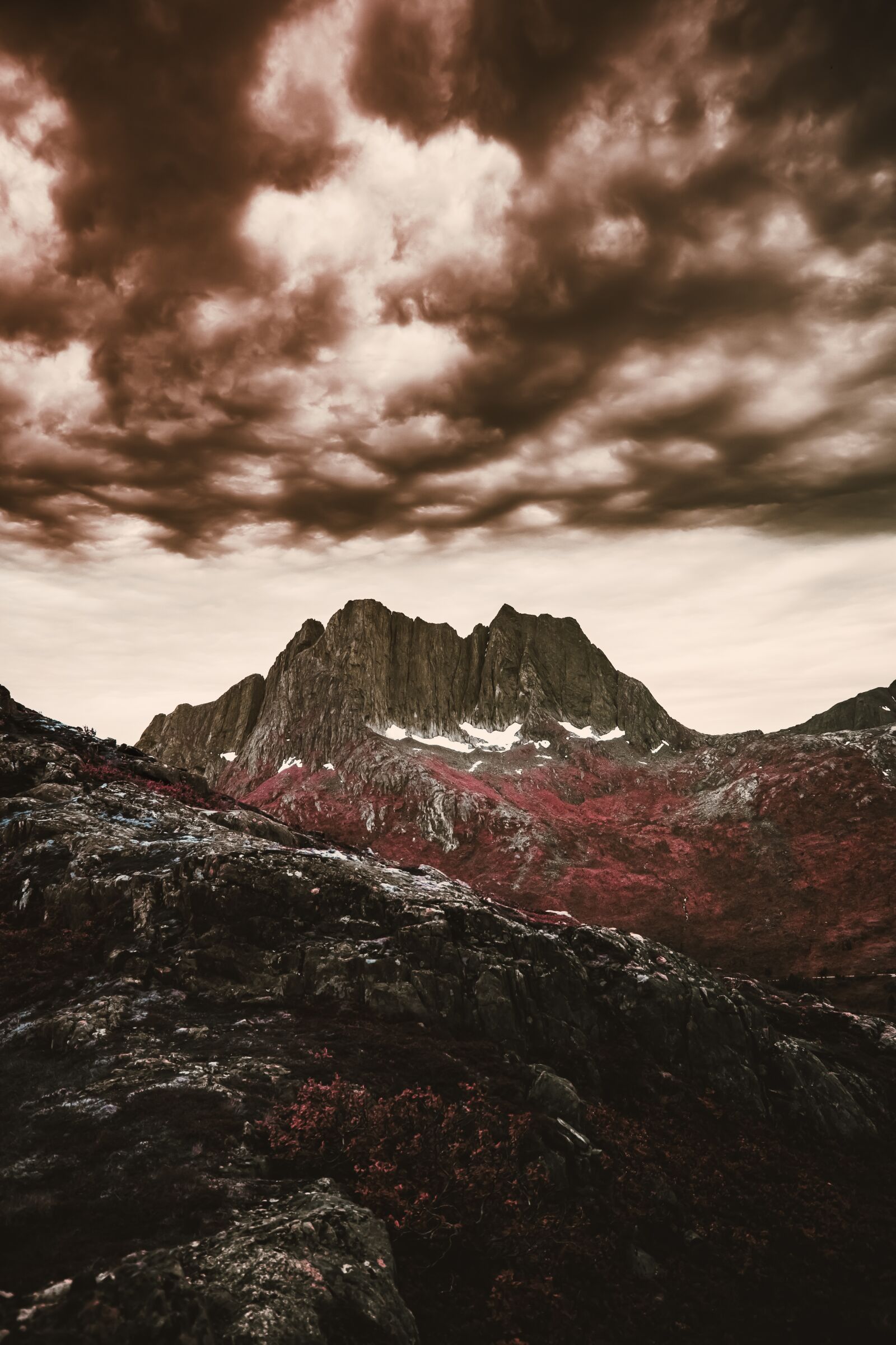 Canon EOS 6D Mark II sample photo. Landscape, mountains, cliff photography