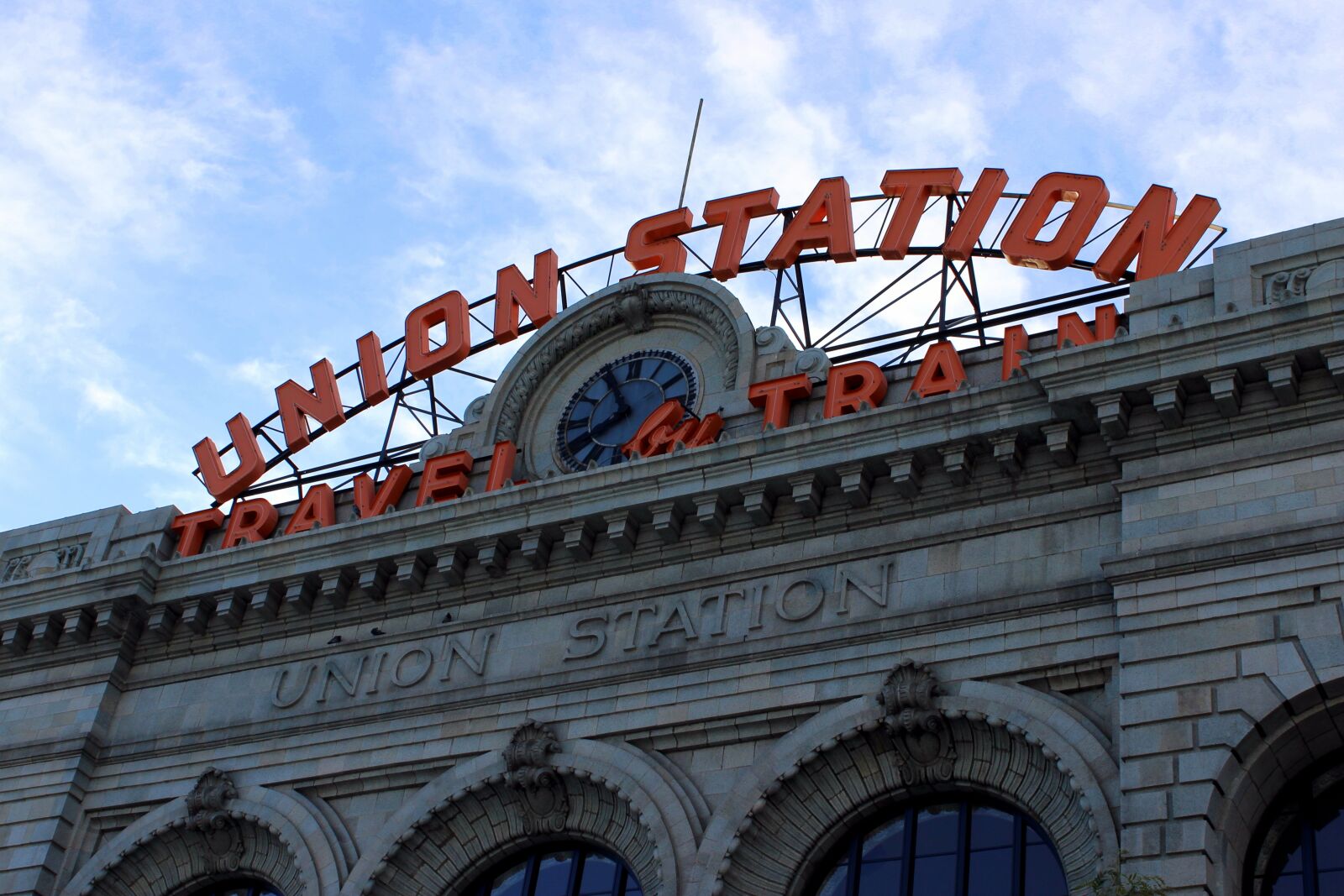 Canon EOS 600D (Rebel EOS T3i / EOS Kiss X5) sample photo. Union station, travel by photography