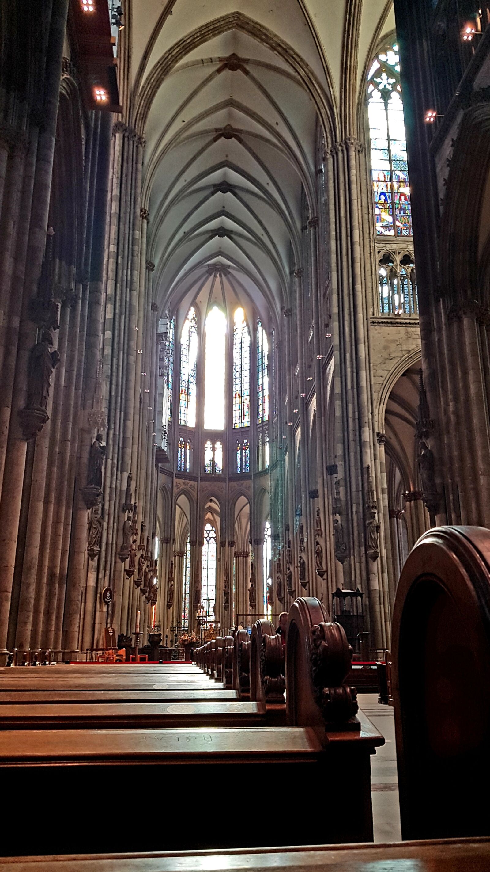 Samsung Galaxy S7 Edge sample photo. Dom, gothic, nave photography