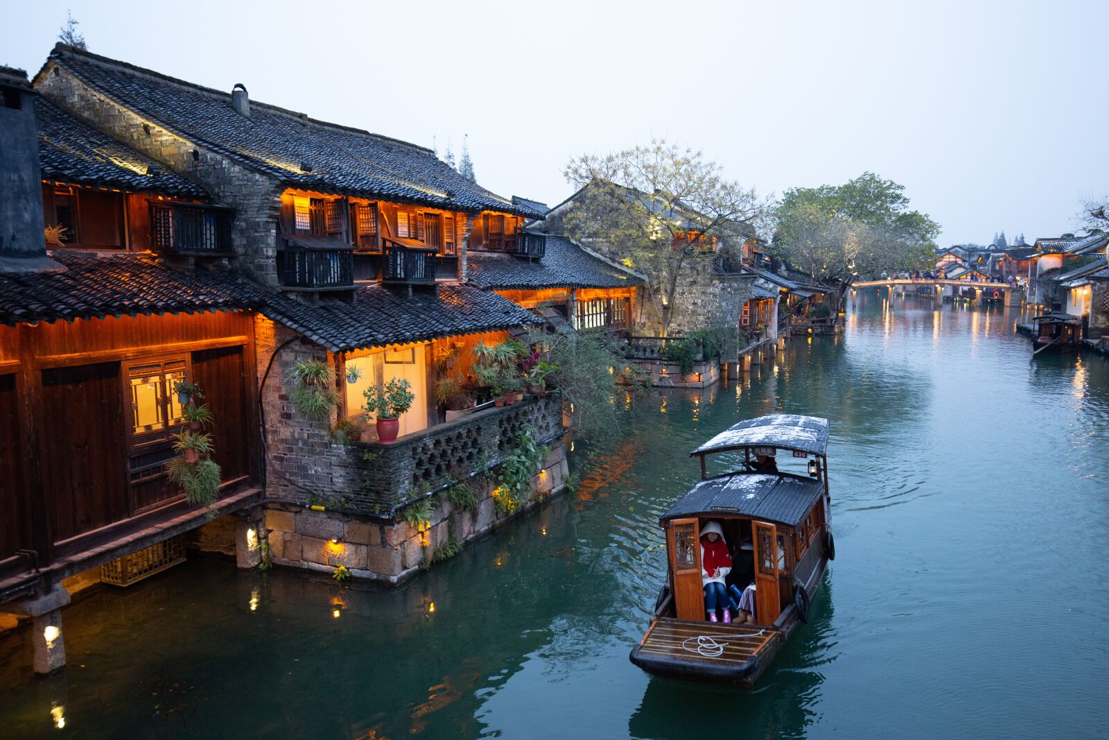 Canon EF 16-35mm F4L IS USM sample photo. China, wuzhen, winter photography