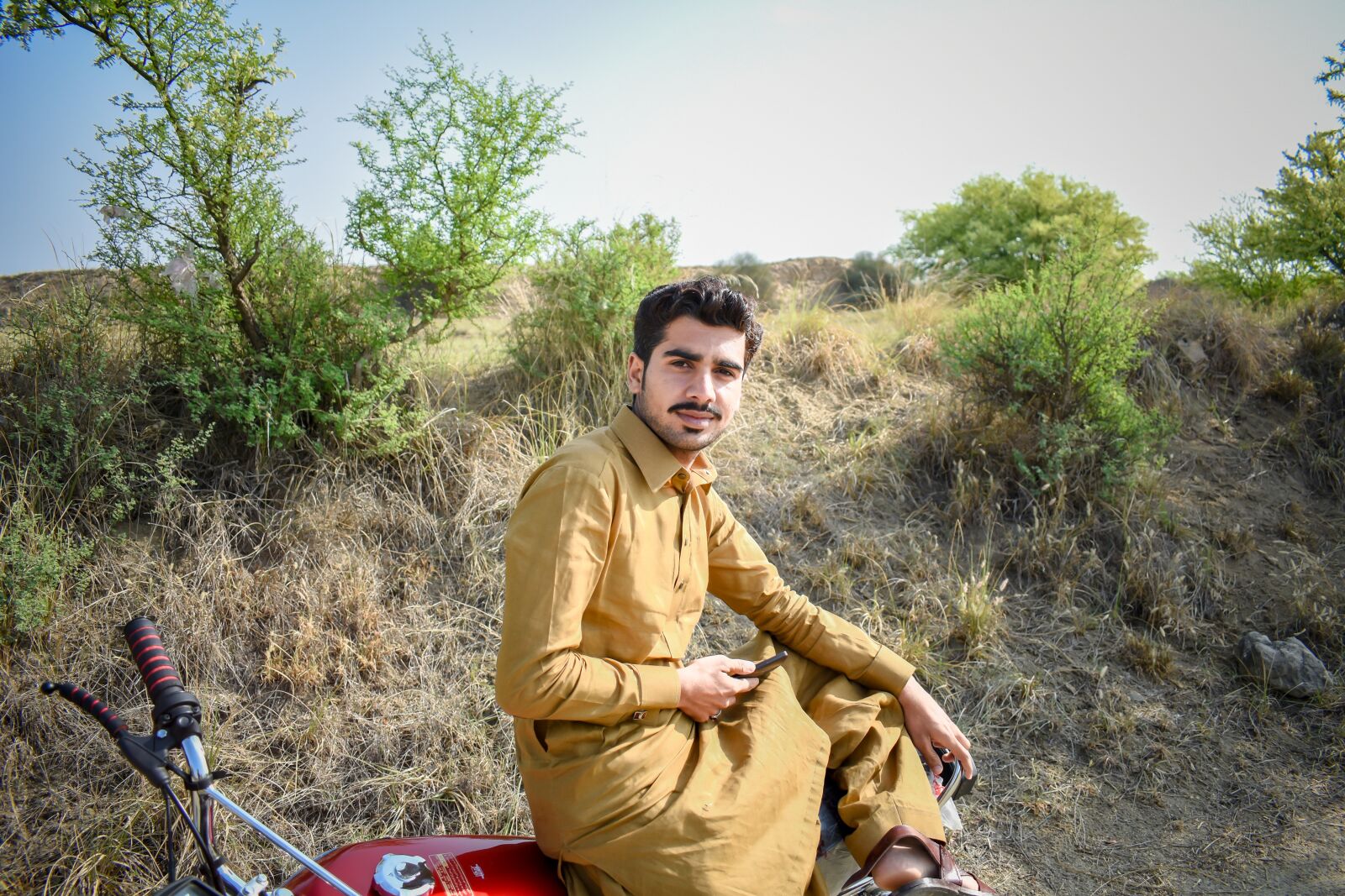 Nikon D3400 sample photo. Outdoors, nature, adult photography
