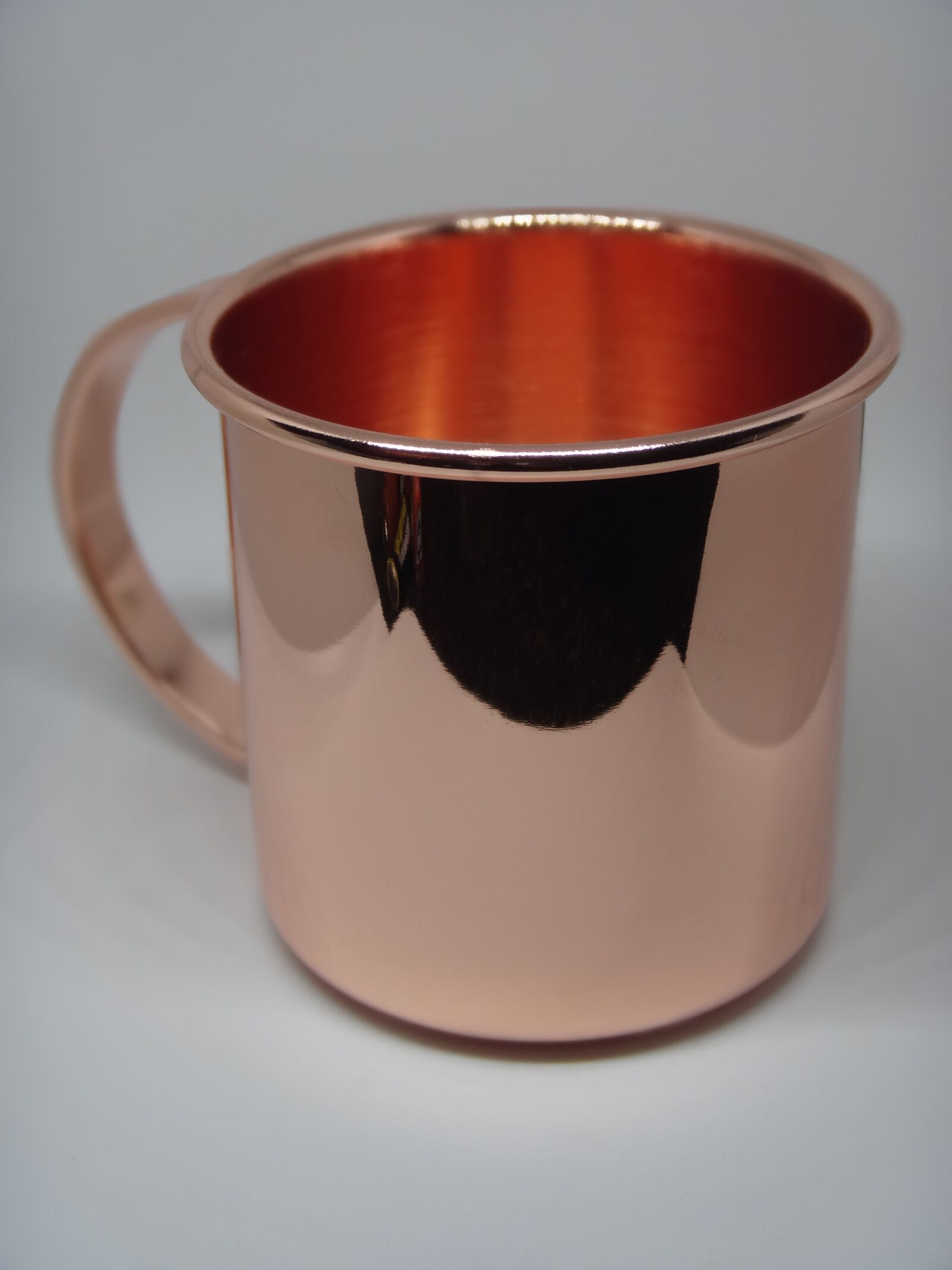 Sony DSC-TX20 sample photo. Cup, copper, mirror photography
