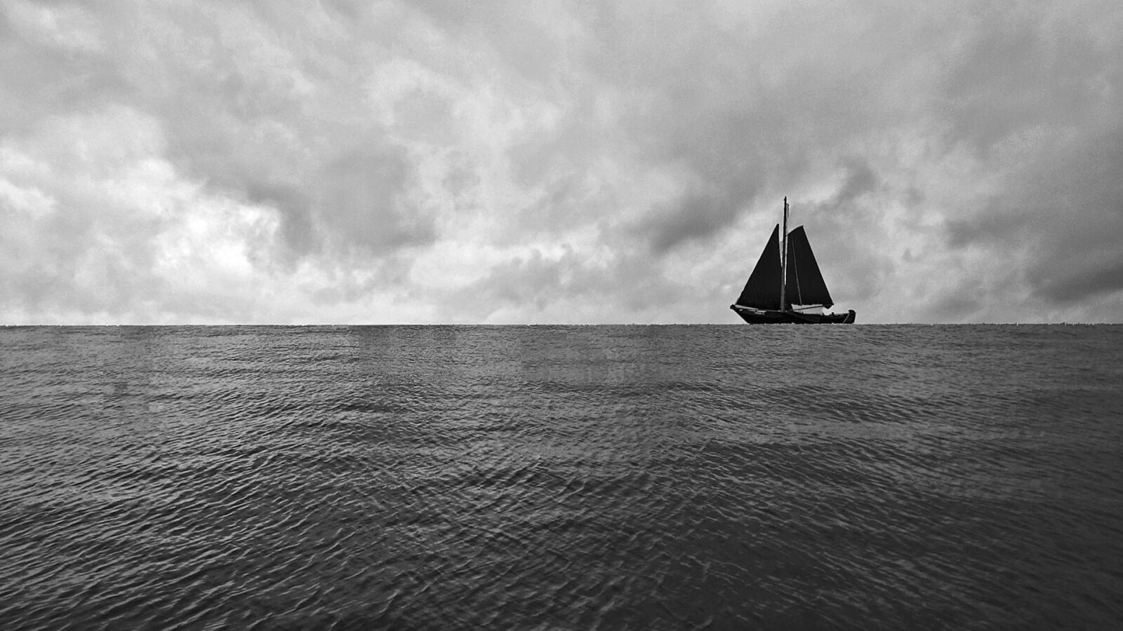 Fujifilm FinePix SL1000 sample photo. Seascape, sea, yacht photography