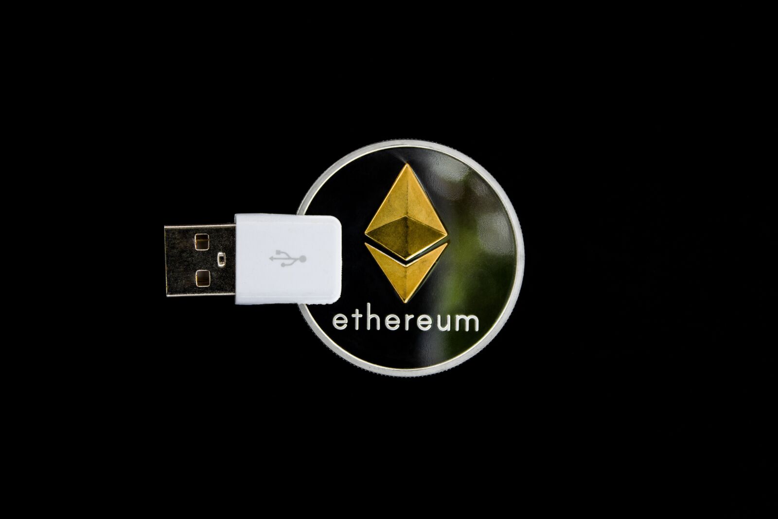 Canon EOS 60D sample photo. Cryptocurrency, ethereum, digital photography