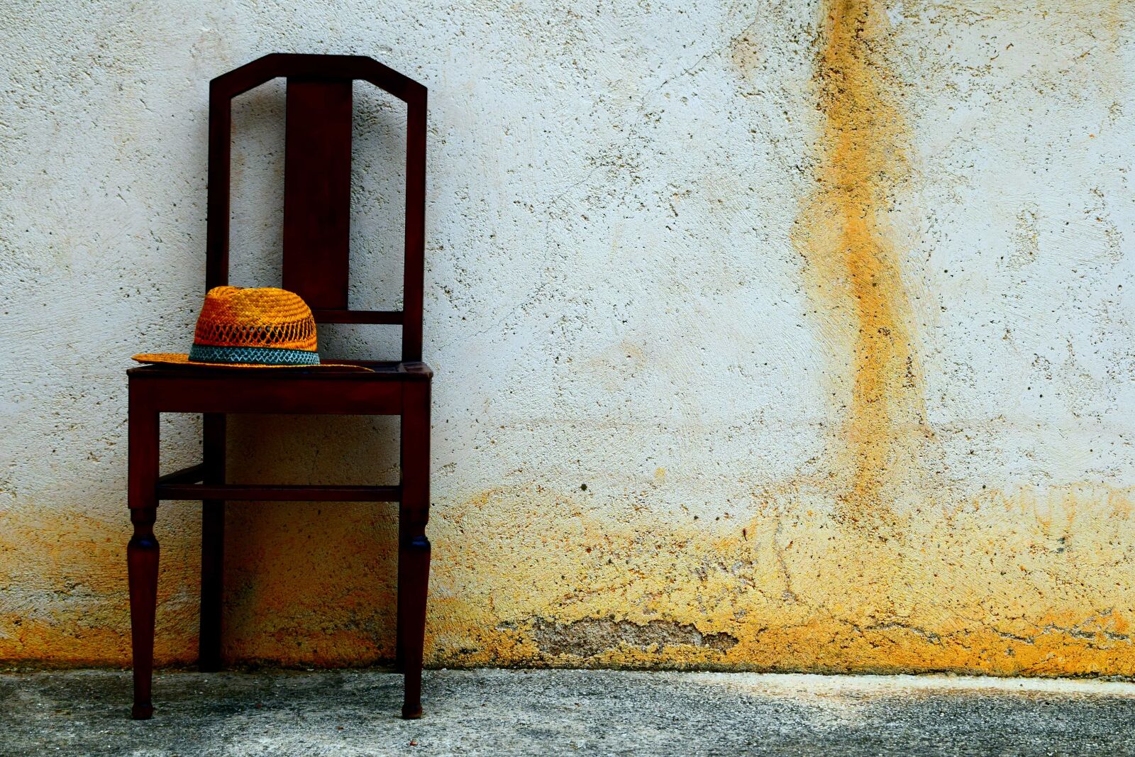Nikon D3300 sample photo. Furniture, outdoor, daylight, old photography