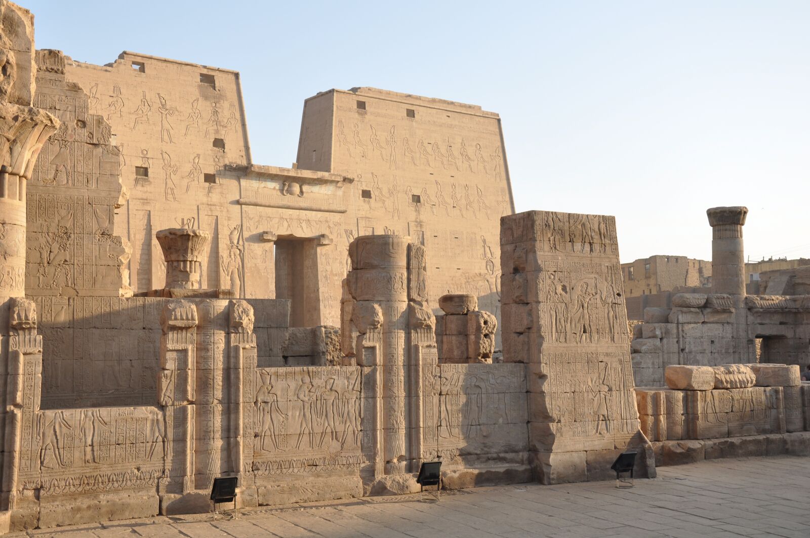 Nikon D90 sample photo. Edfu, temple, egypt photography