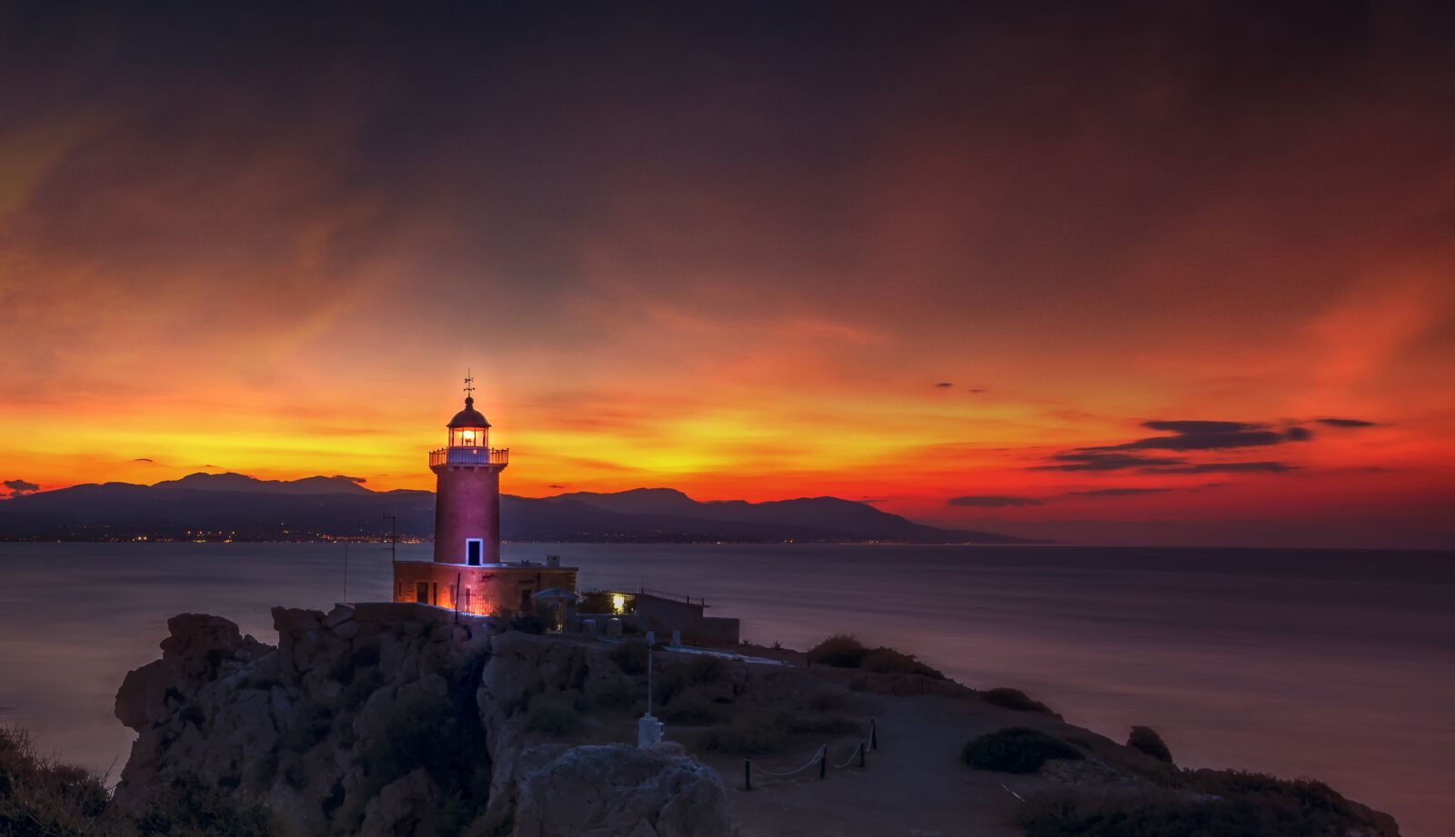 Nikon D5200 sample photo. Lighthouse, greece, sea photography