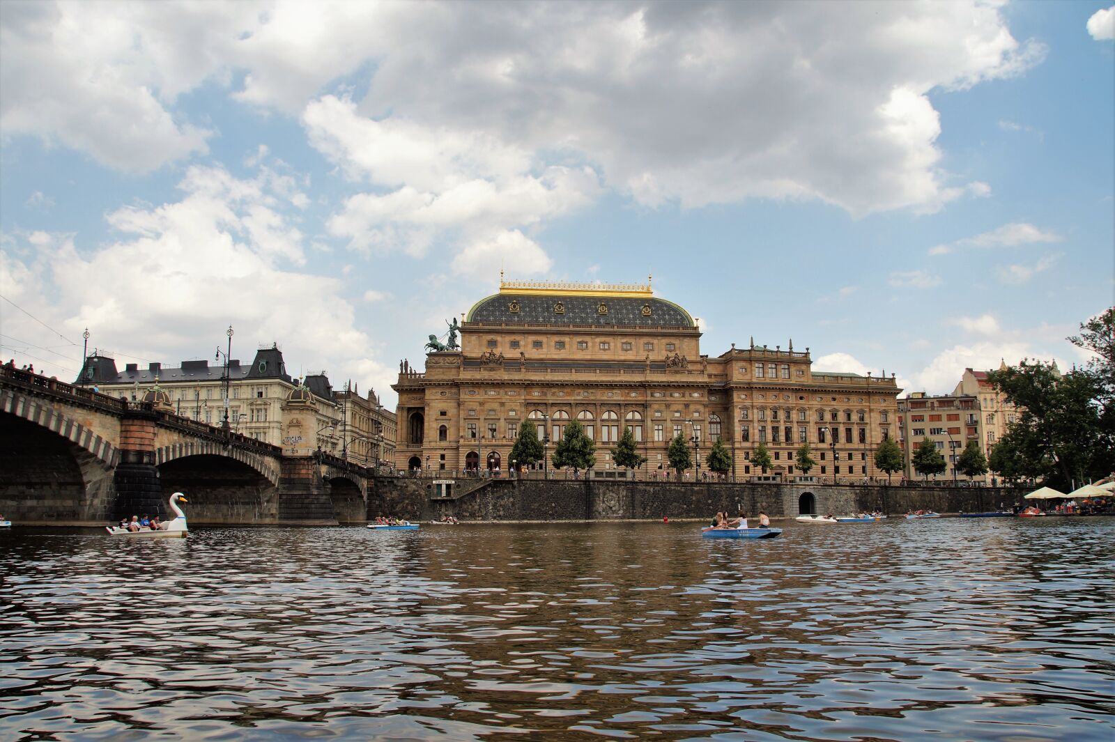 Sony SLT-A58 sample photo. National, theater, prague photography