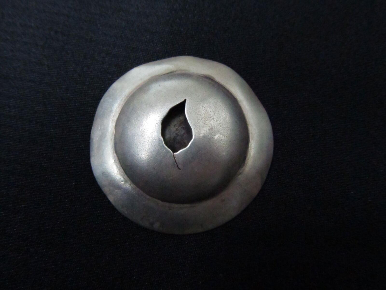 Canon PowerShot SX130 IS sample photo. Necklace pendant, increased, handmade photography