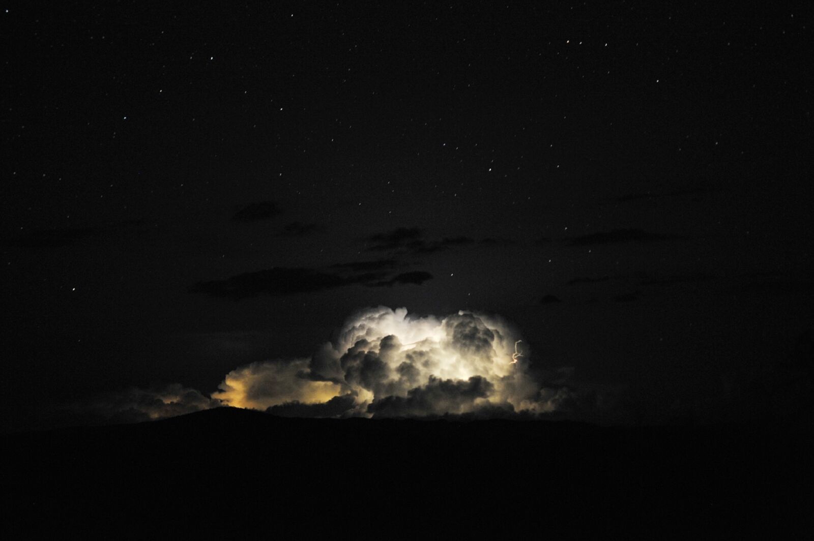 Nikon D700 sample photo. Thunderstorm, storm, weather photography