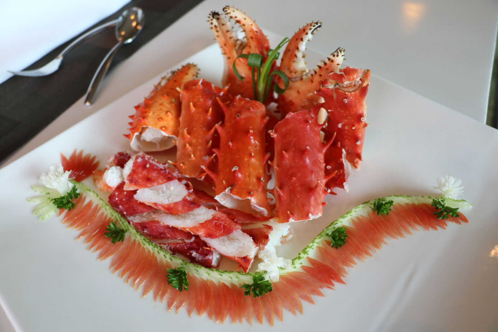 Canon EOS 7D Mark II sample photo. Cook, crabs, on, top photography