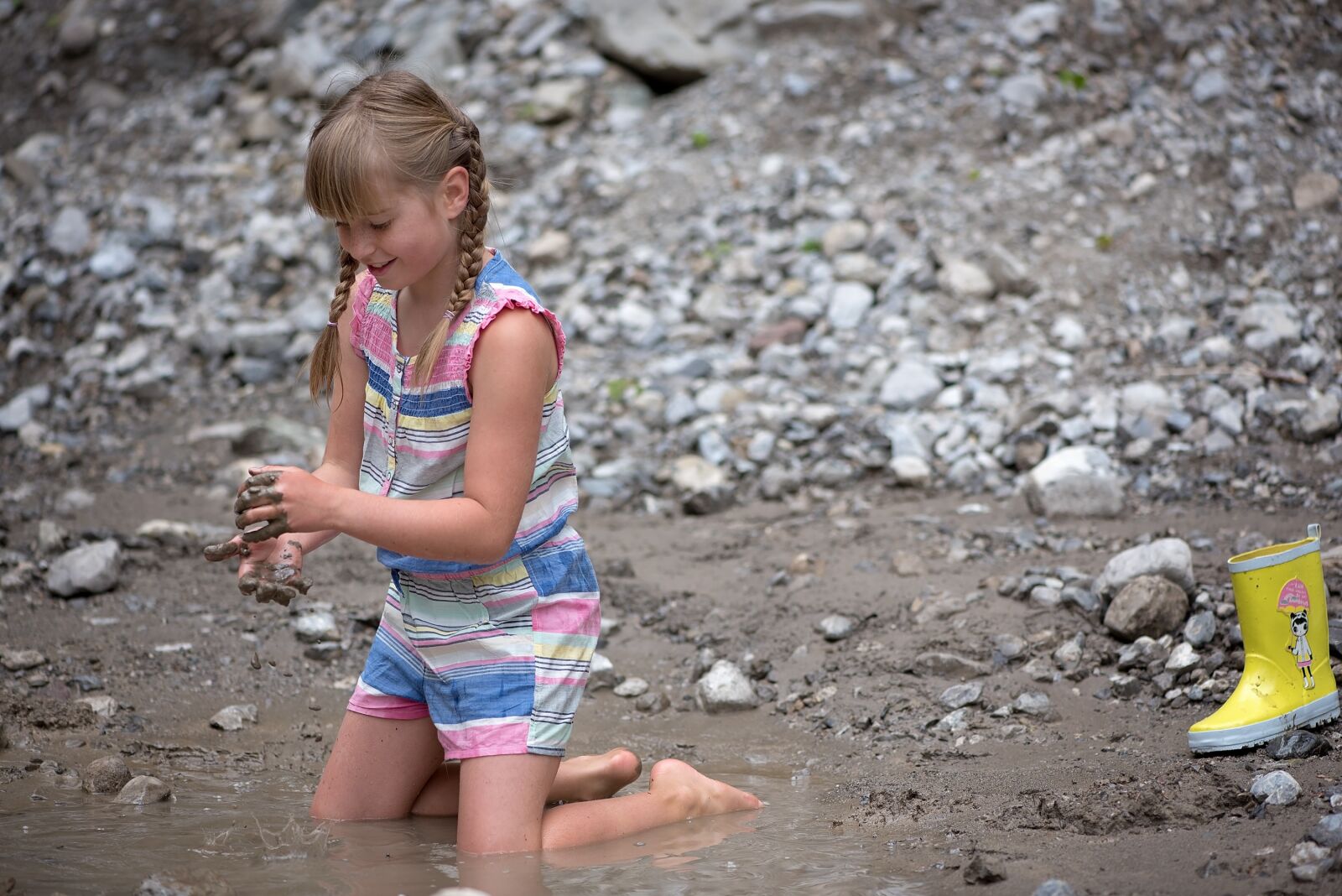 Nikon D750 sample photo. Water, splashing, childhood photography