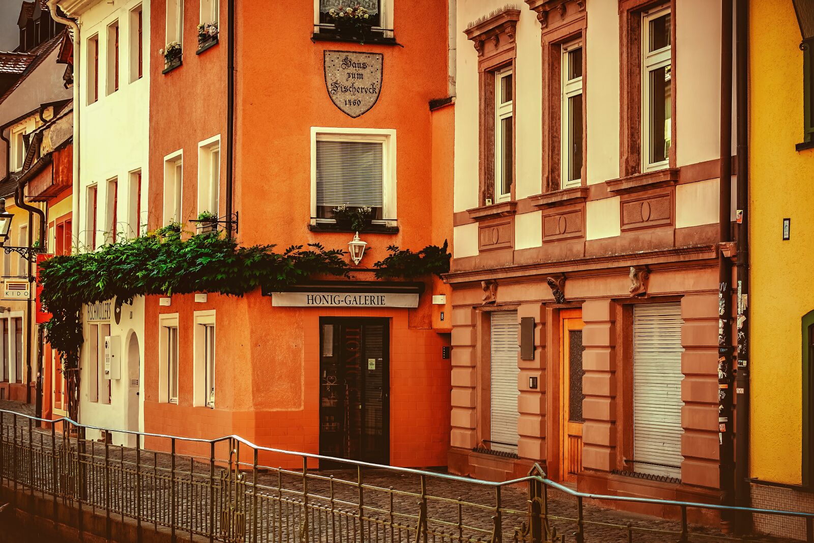 Fujifilm XF 55-200mm F3.5-4.8 R LM OIS sample photo. Freiburg, historic center, downtown photography