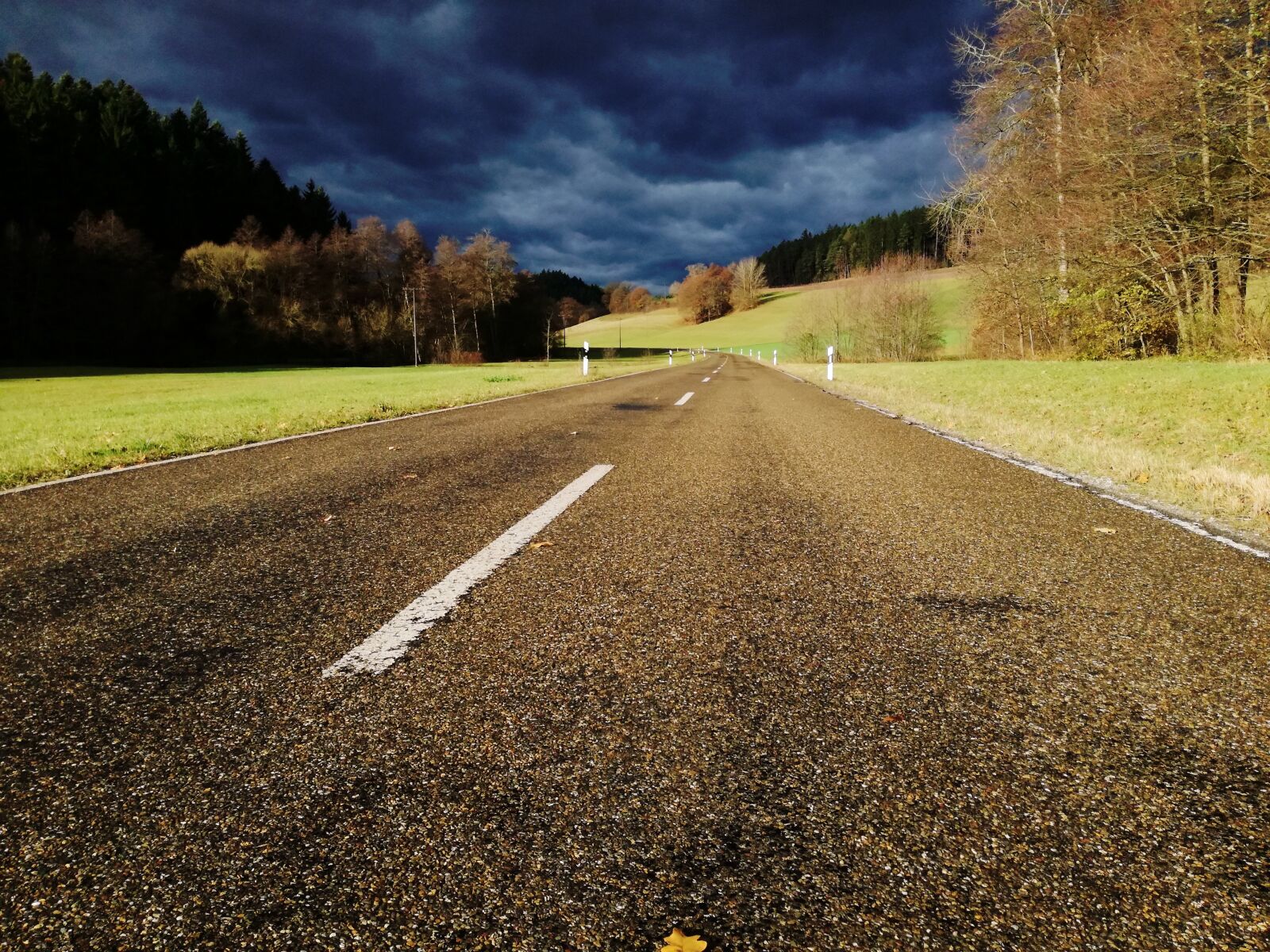 HUAWEI P9 LITE sample photo. Road, clouds, nature photography