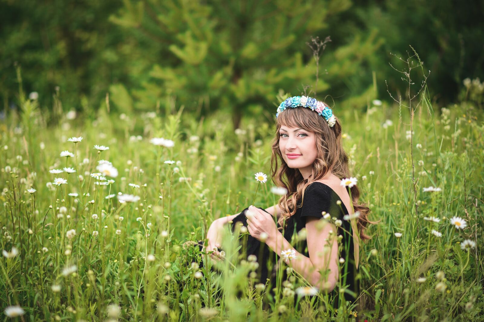 Nikon D800 sample photo. Girl, field, chamomile photography