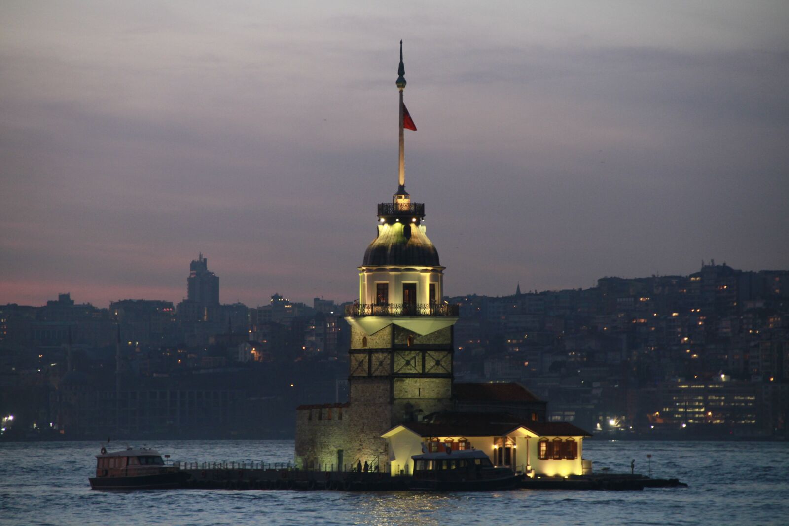 Canon EOS 7D sample photo. Maiden's tower, throat, turkey photography