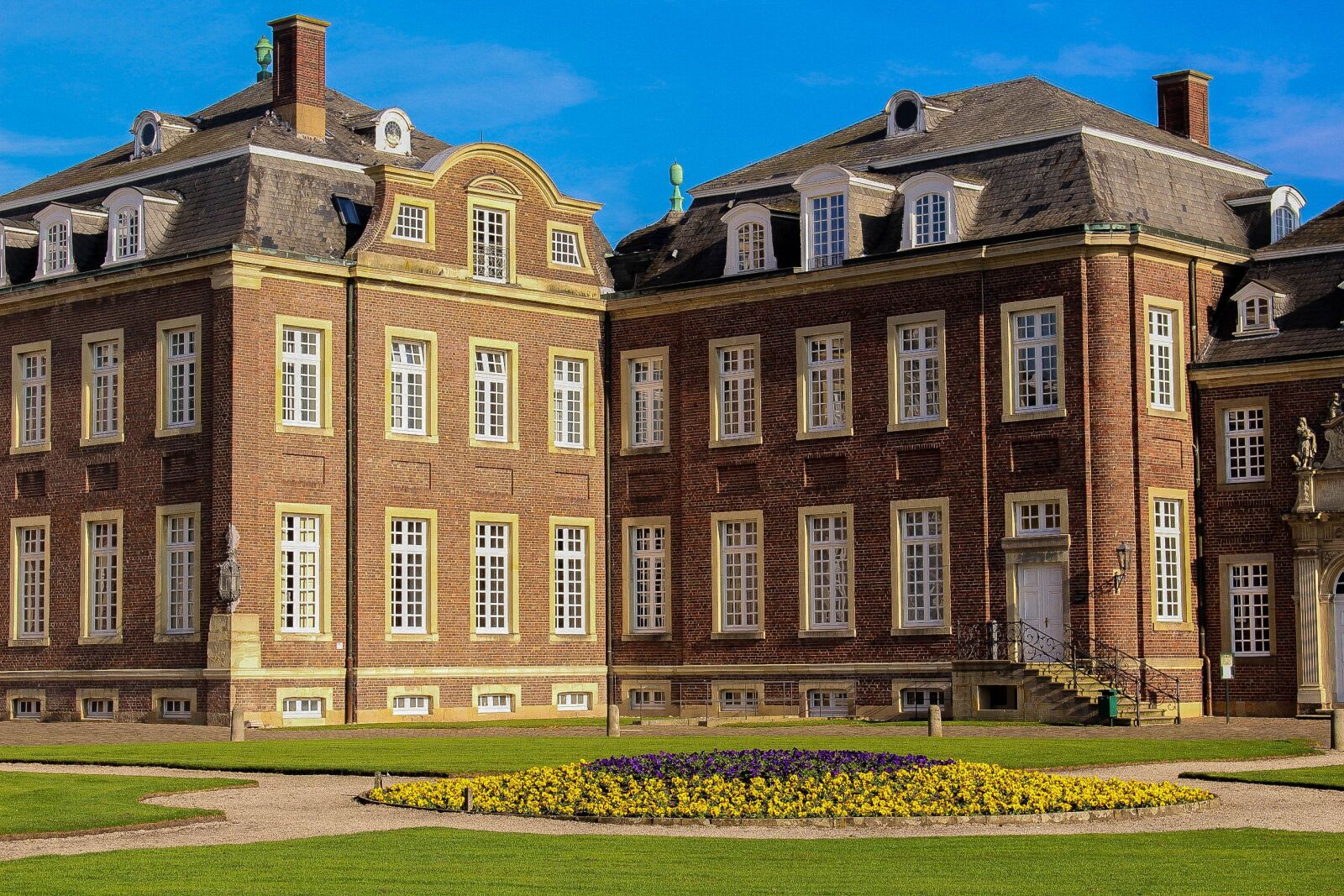 Canon EOS 100D (EOS Rebel SL1 / EOS Kiss X7) sample photo. Castle, schloss nordkirchen, north photography
