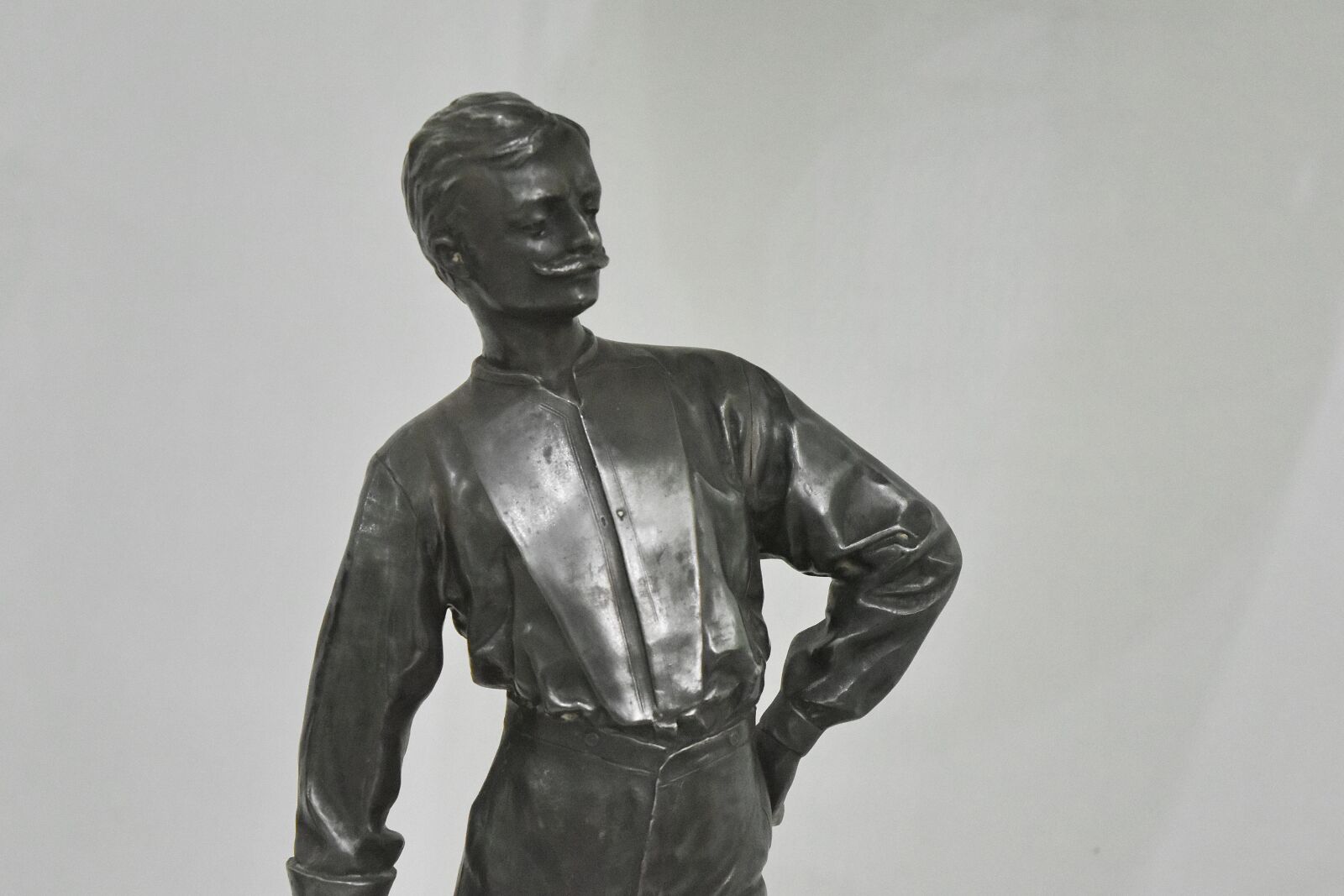 Nikon D5500 sample photo. Antiquity, metal, sculpture, portrait photography