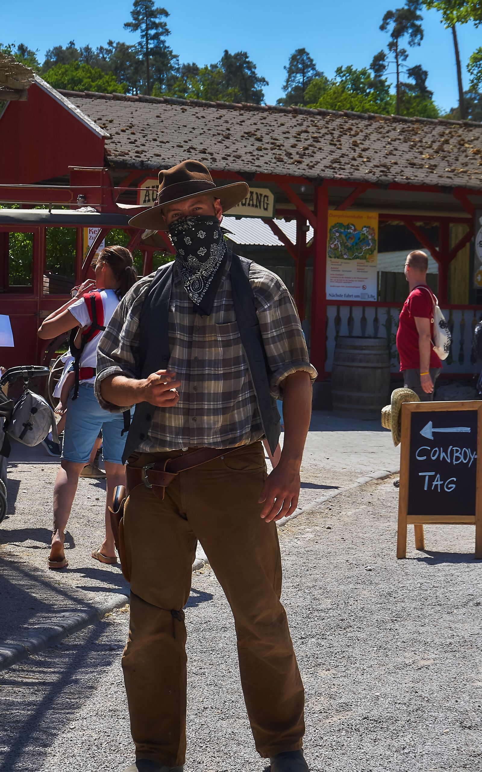 Sony a6000 sample photo. Castle thurn, theme park photography