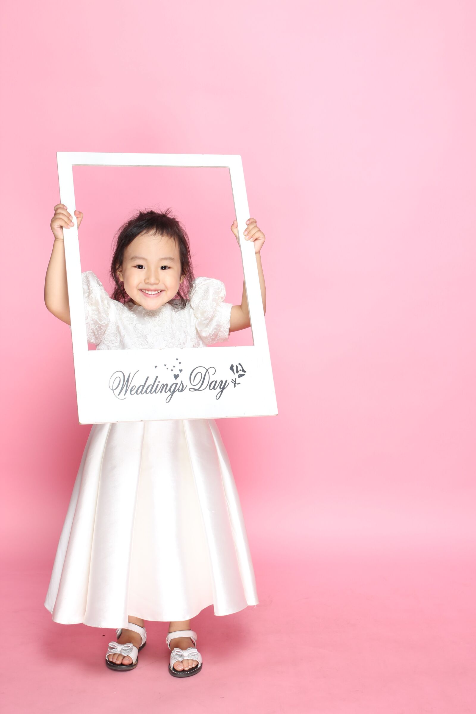 Canon EOS 600D (Rebel EOS T3i / EOS Kiss X5) sample photo. Child, korea, white photography