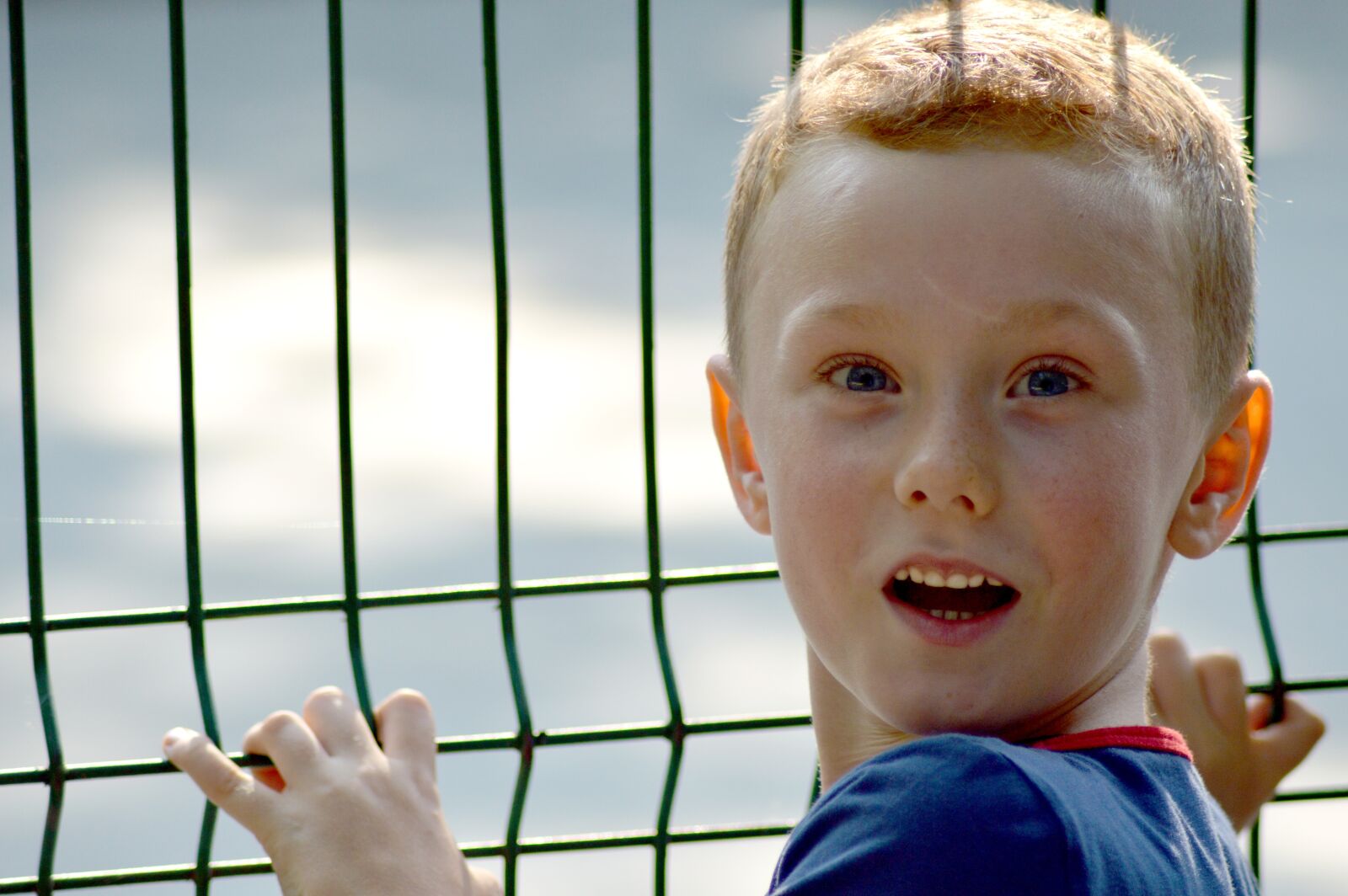 Nikon D3200 sample photo. Boy, red-haired boy, childhood photography