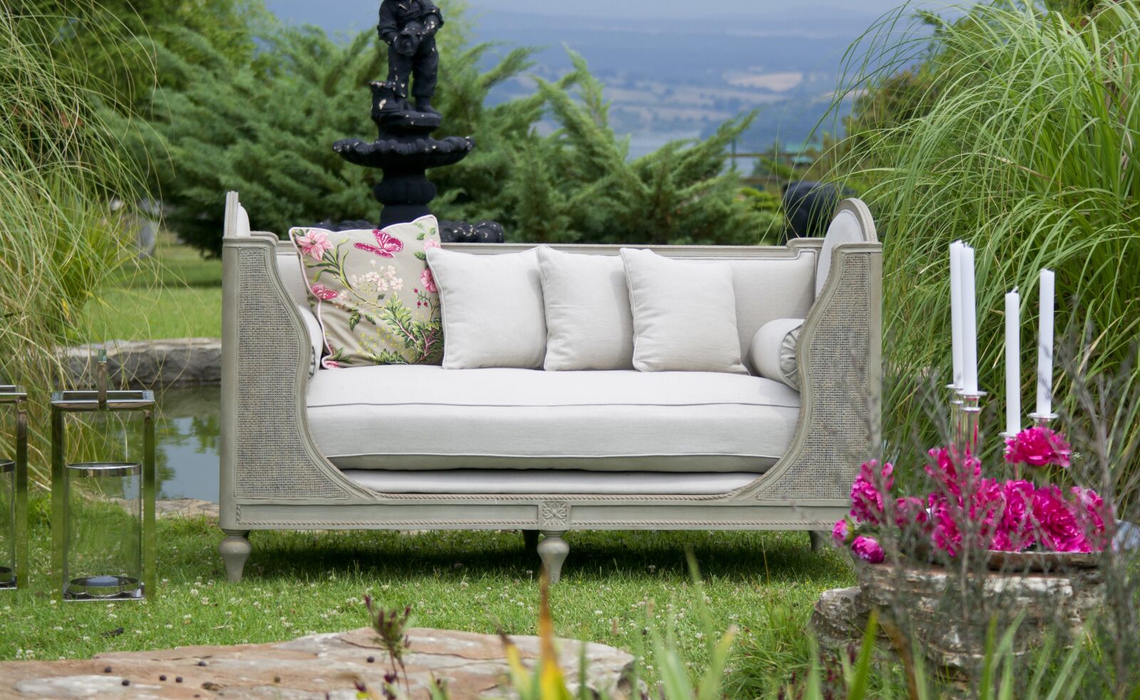 Sony Alpha DSLR-A850 sample photo. Furniture, design, architecture photography