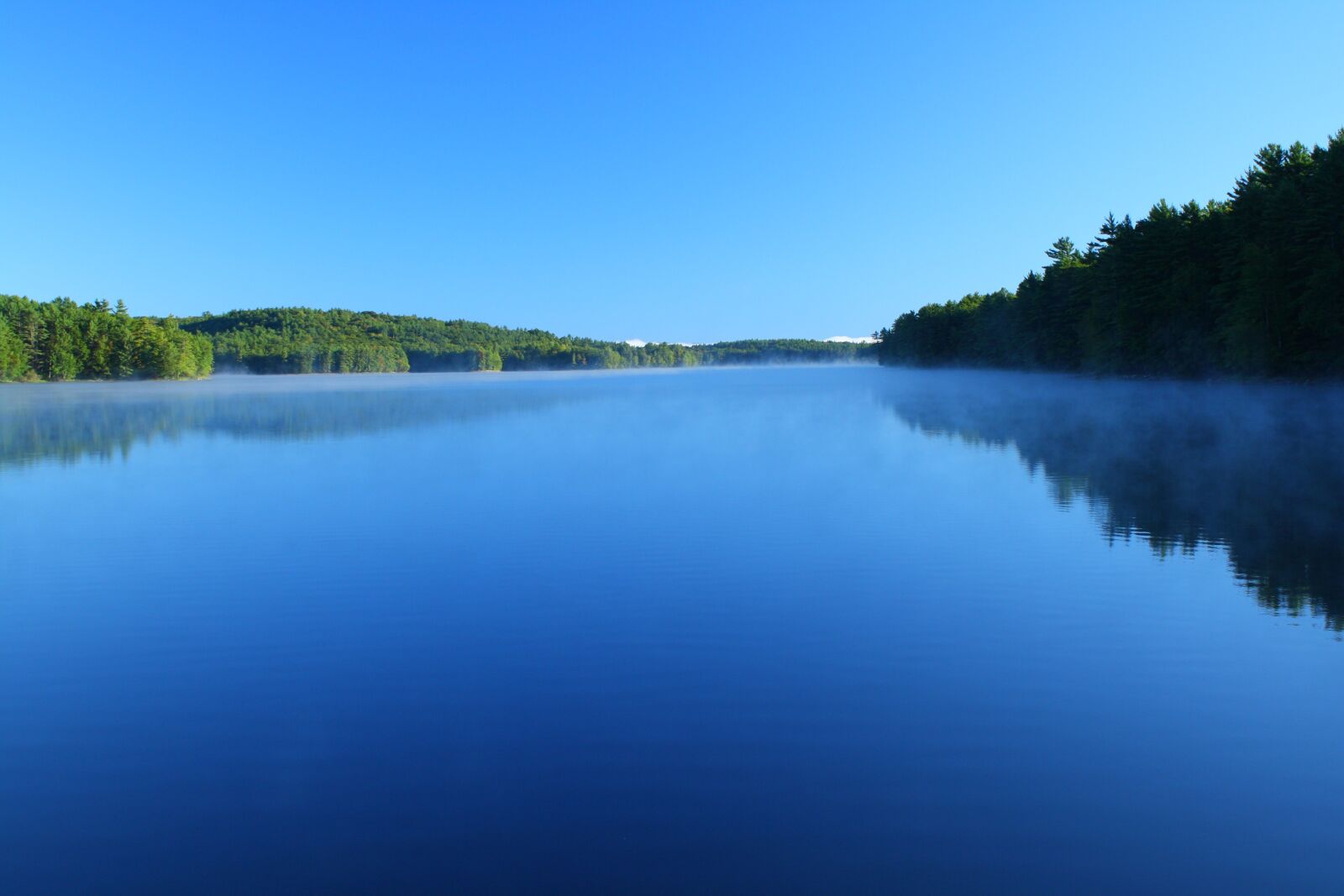 Canon EOS 1000D (EOS Digital Rebel XS / EOS Kiss F) sample photo. Lake, water, nature photography
