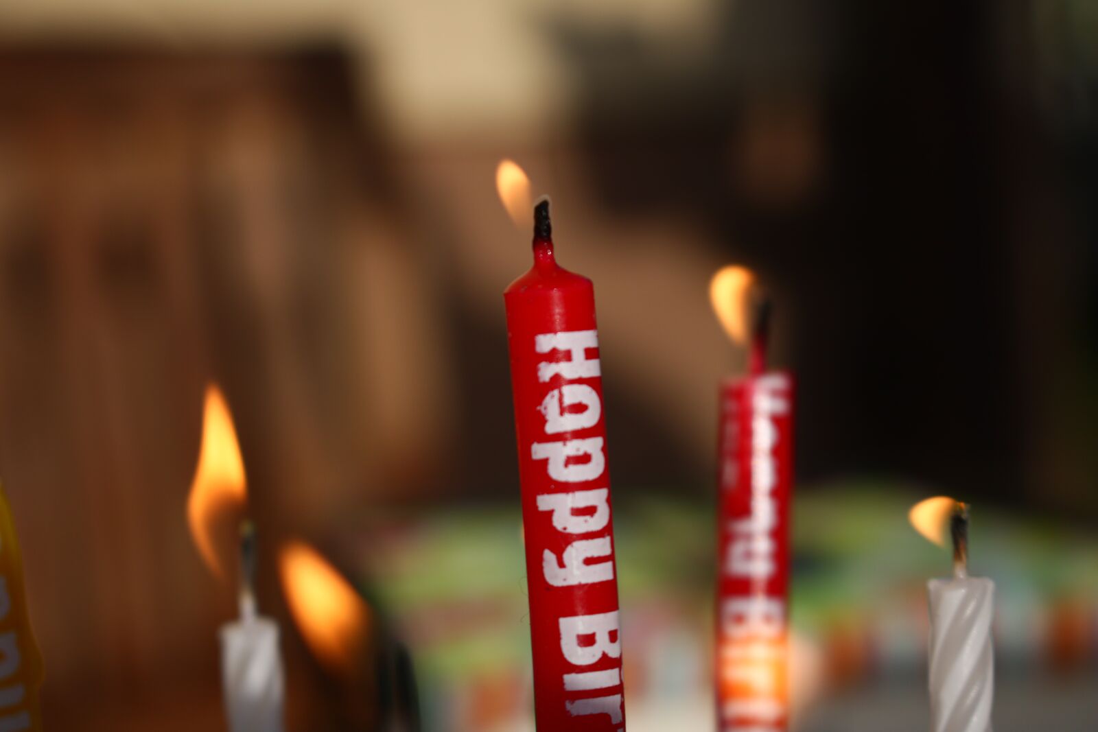 Canon EOS 750D (EOS Rebel T6i / EOS Kiss X8i) sample photo. Birthday, candle, flame photography
