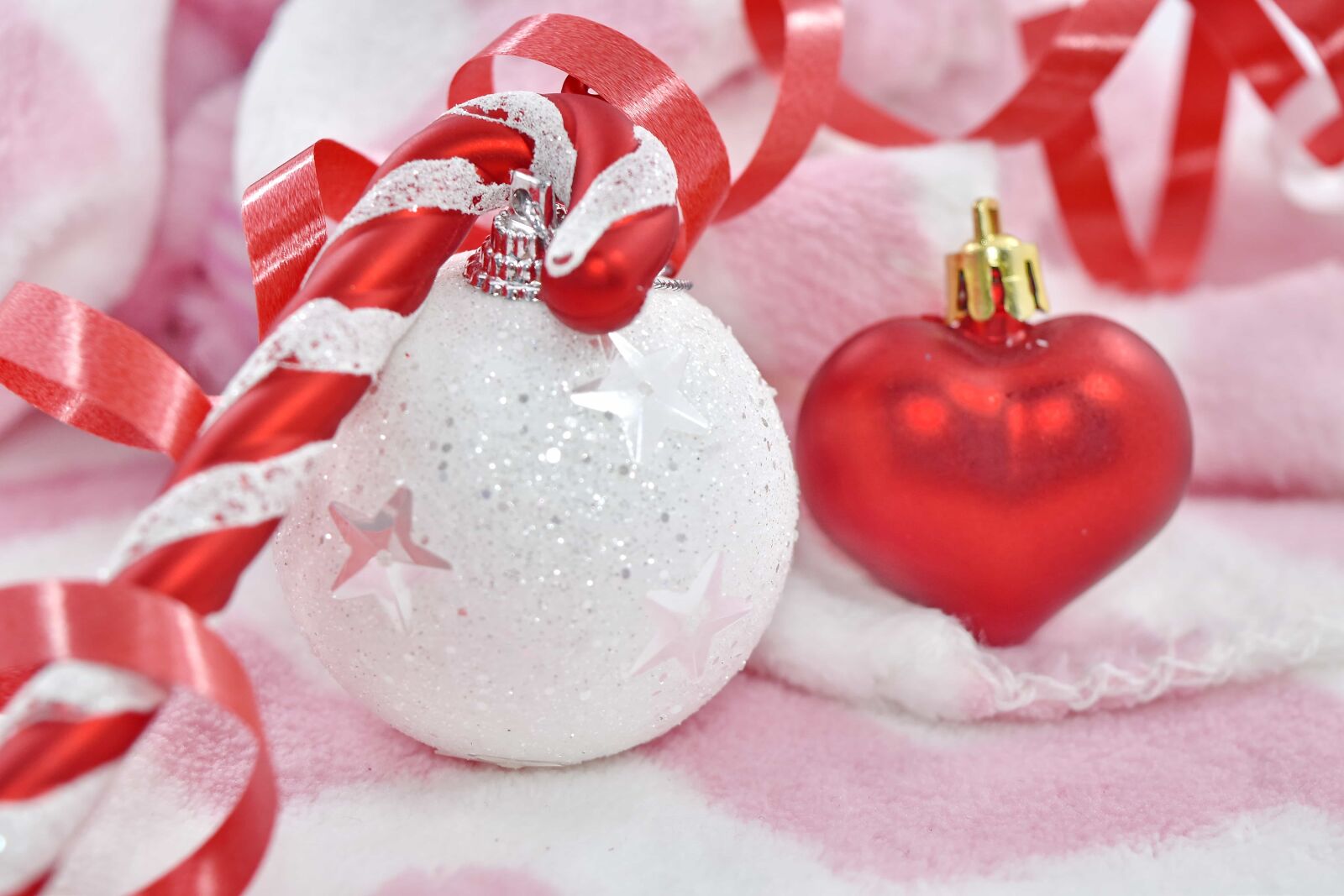 Nikon D5500 sample photo. Decoration, heart, new year photography