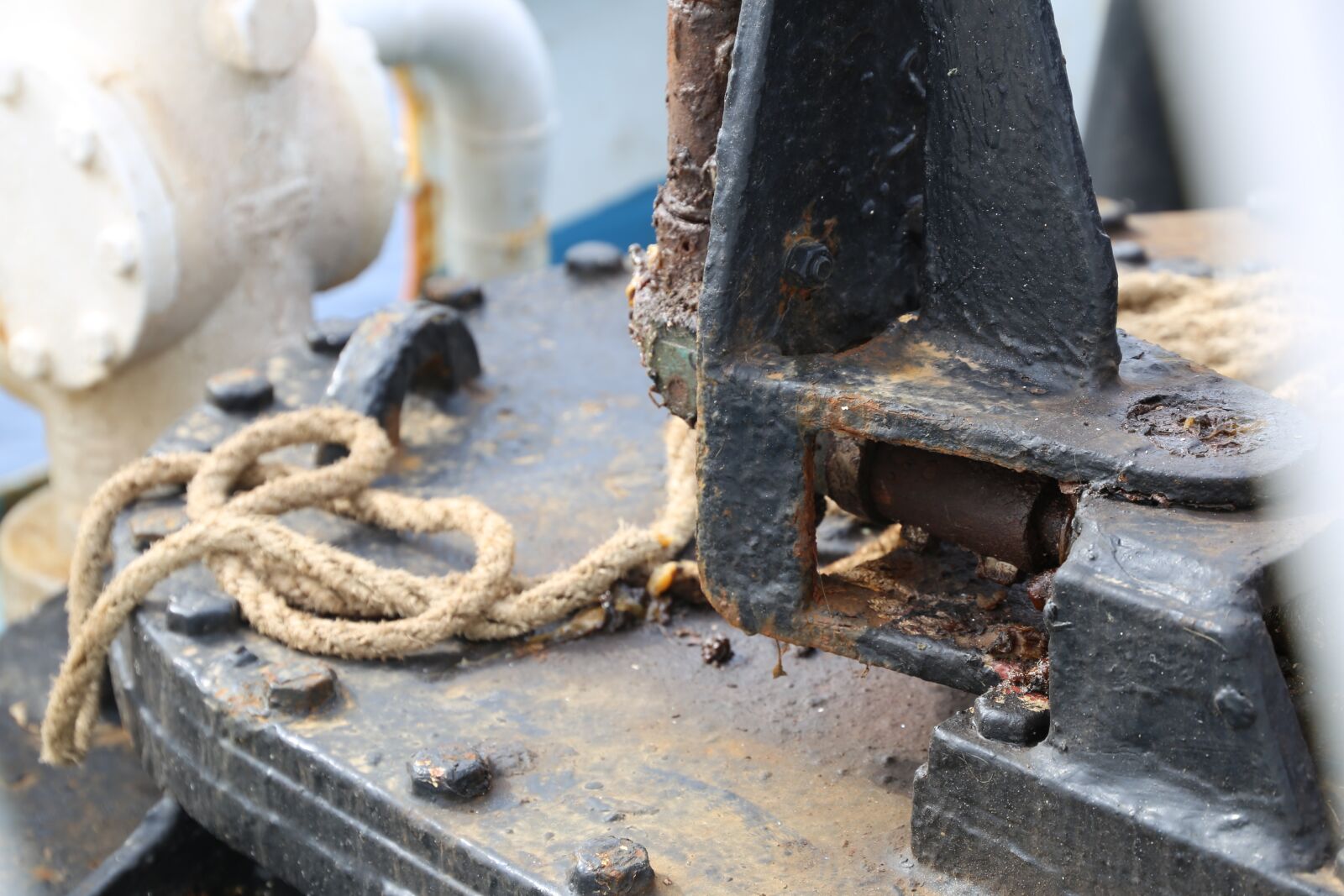 Canon EF 24-105mm F3.5-5.6 IS STM sample photo. Ferry, water, travel photography