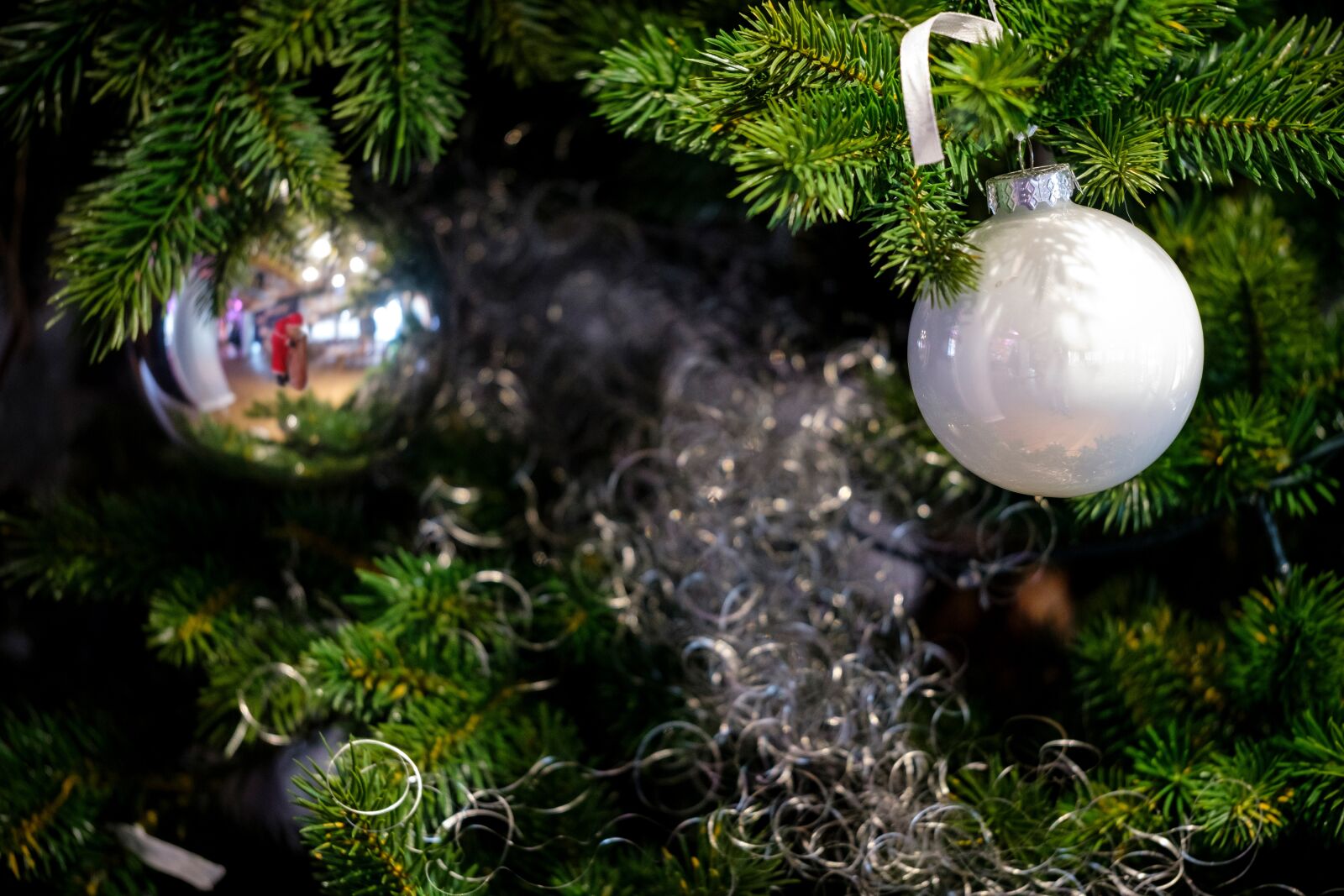 Fujifilm X-T2 + Fujifilm XF 80mm F2.8 R LM OIS WR Macro sample photo. Christmas, santa claus, nicholas photography