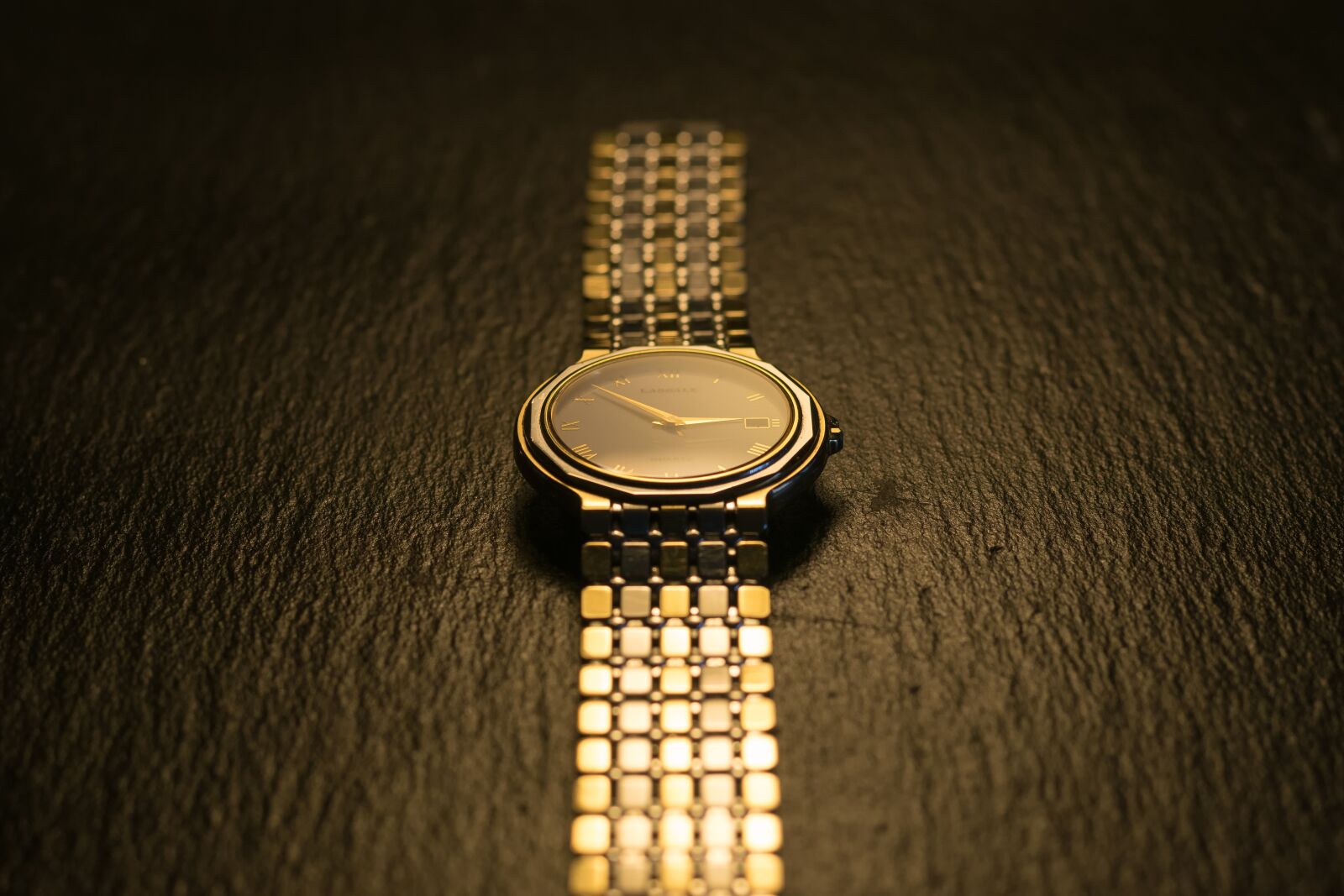 Nikon D3300 sample photo. Clock, time, wrist watch photography