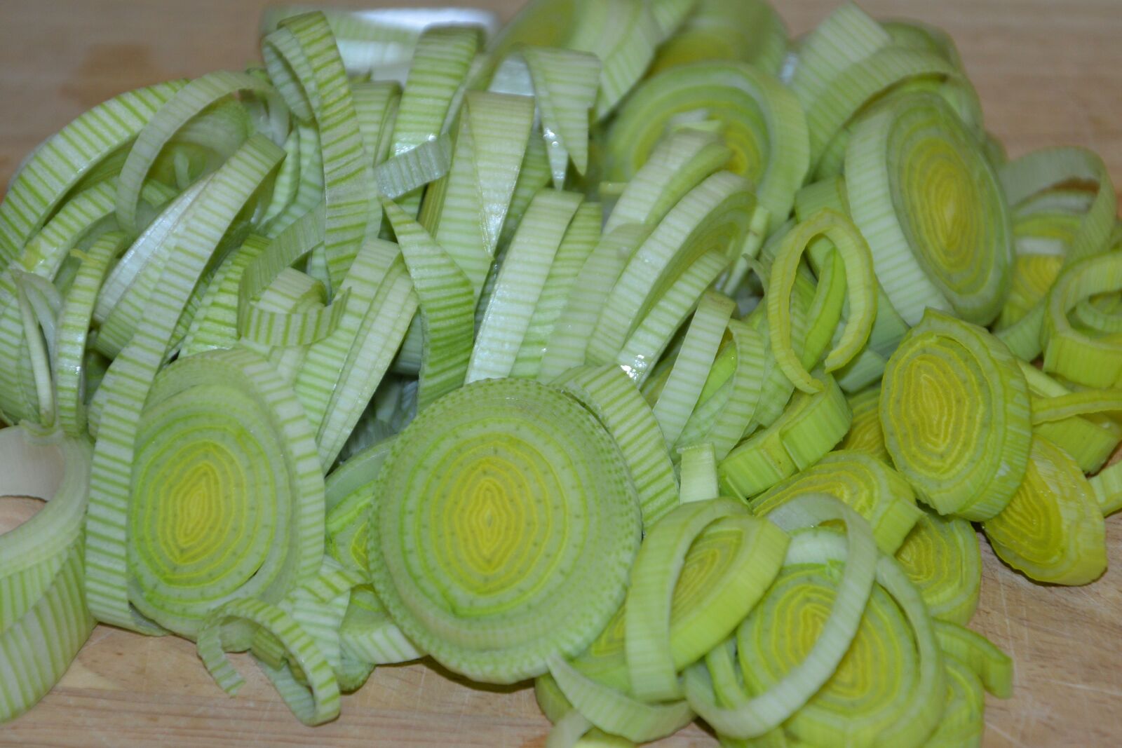 Nikon D3200 sample photo. Leek, cut, vegetables photography