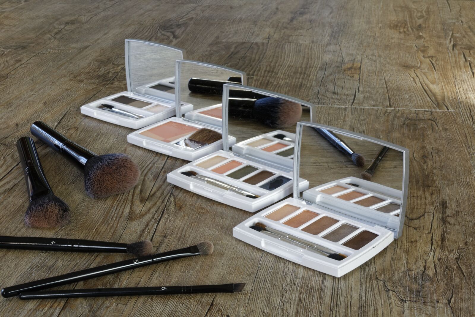 Canon EOS 30D sample photo. Cosmetics, make up, makeup photography
