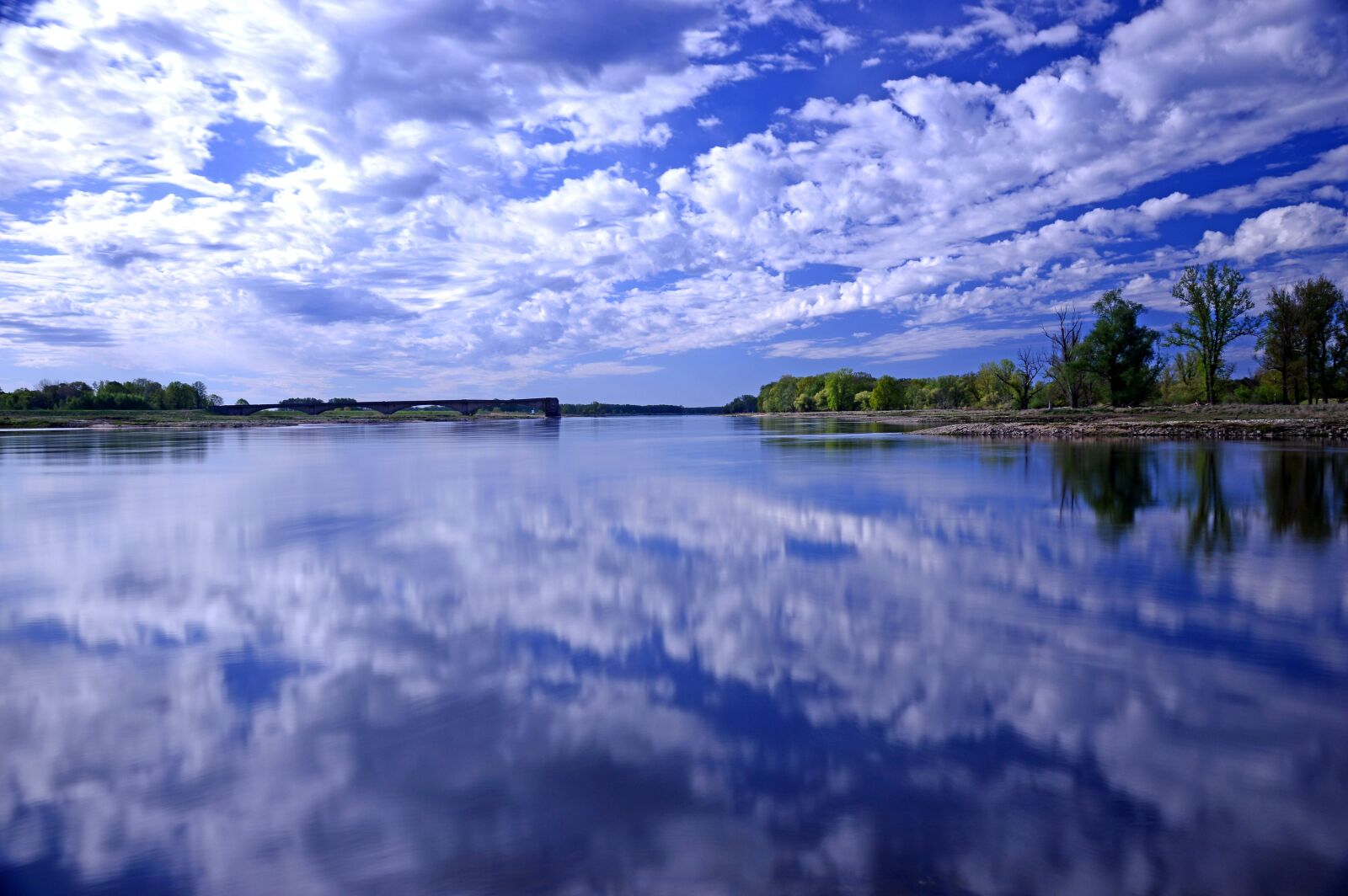 Nikon D3200 sample photo. River, river landscape, cross photography