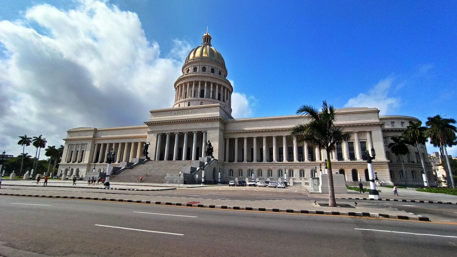 Xiaomi Redmi Note 8 Pro sample photo. Havana, cuba, architecture photography